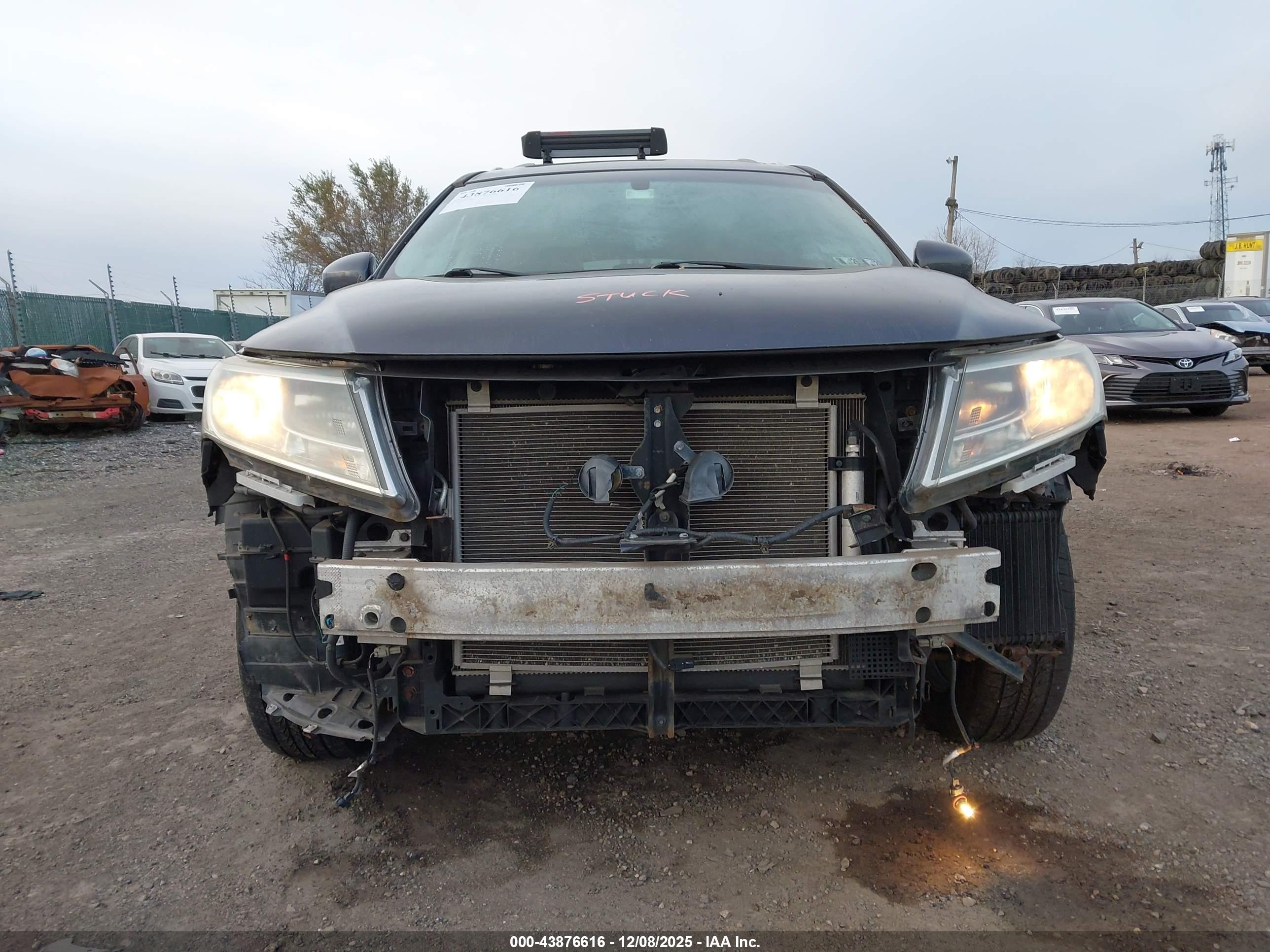 NISSAN PATHFINDER image 6