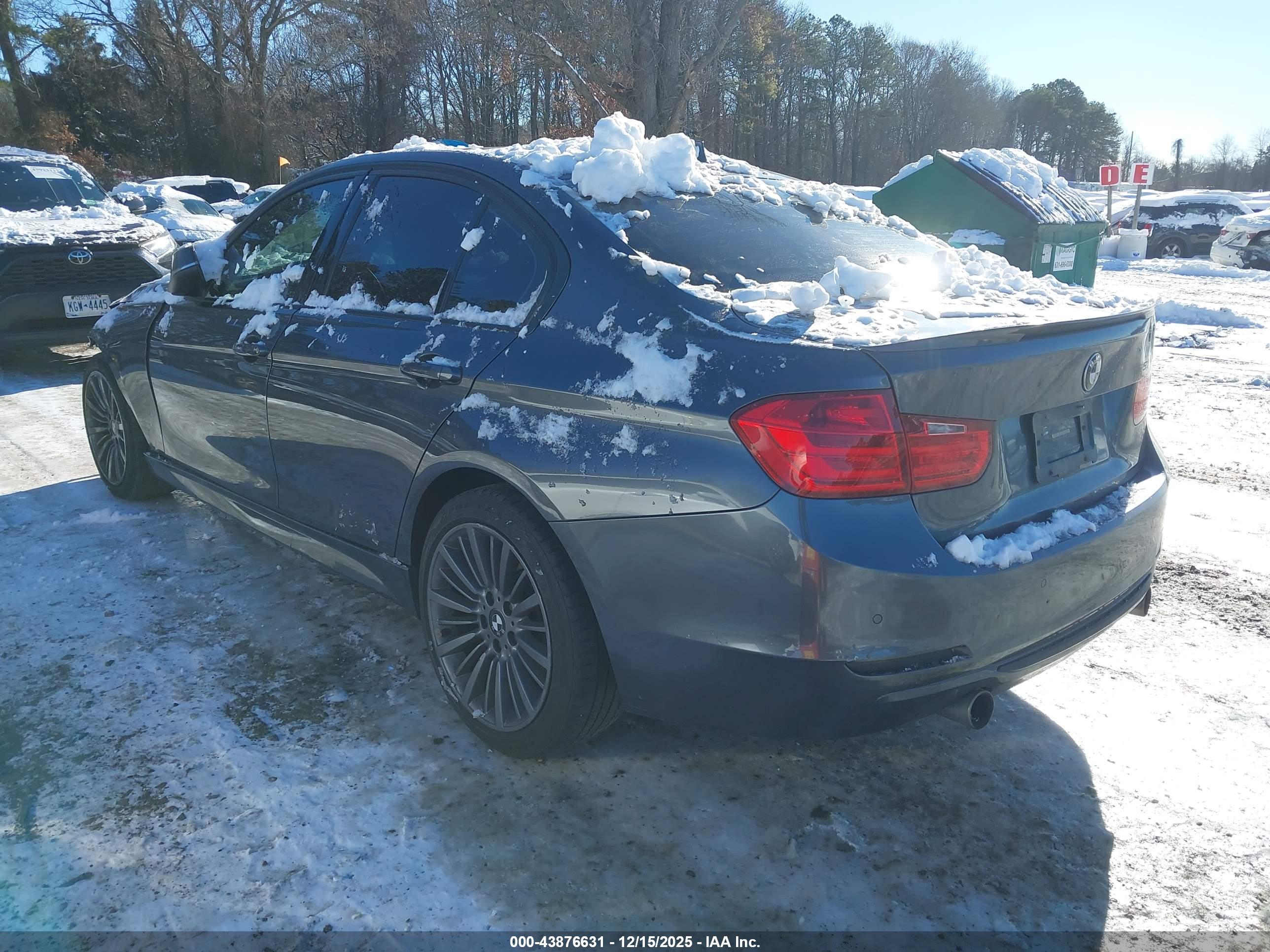 BMW 335I image 3