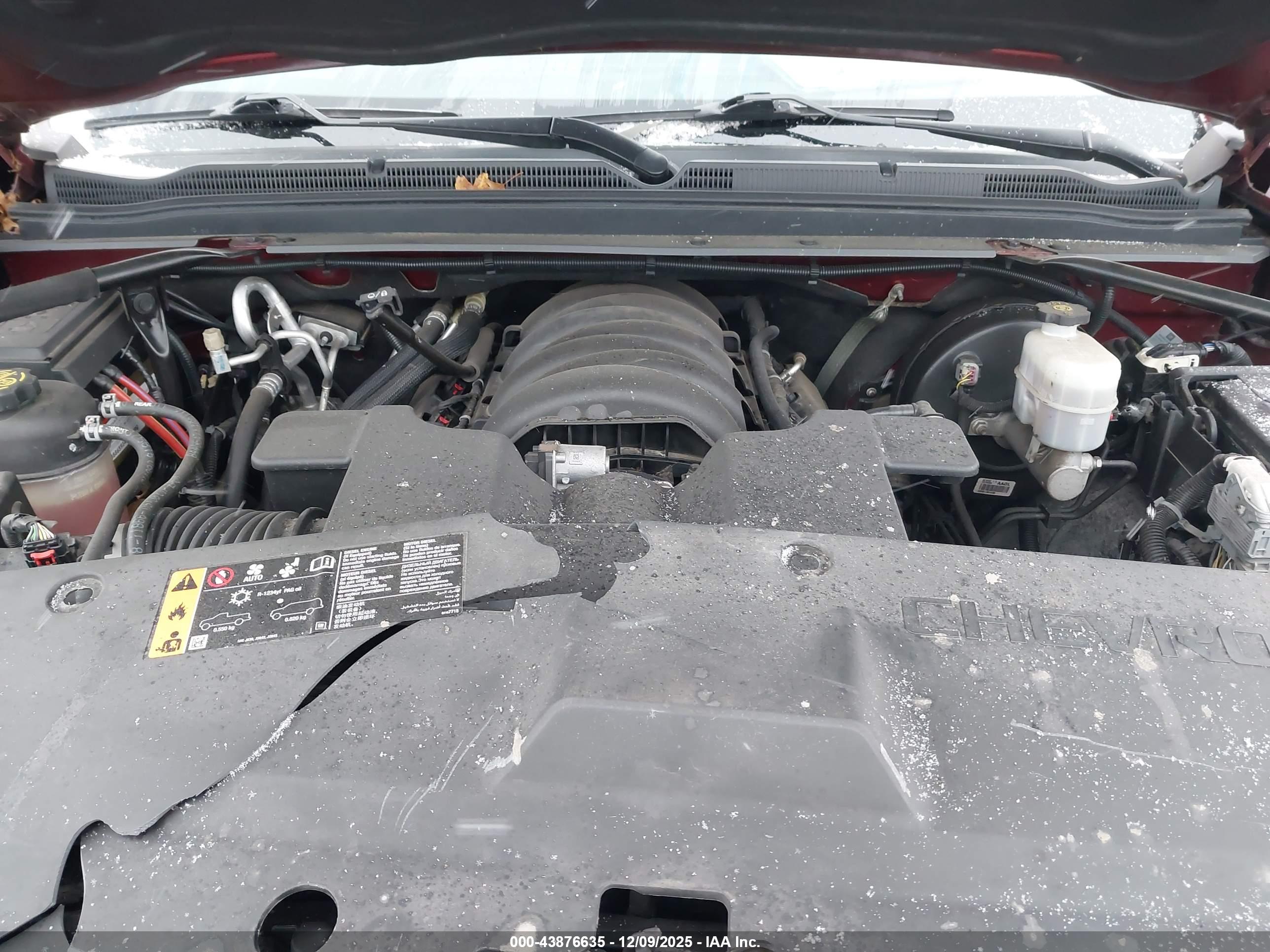 CHEVROLET TAHOE image 10