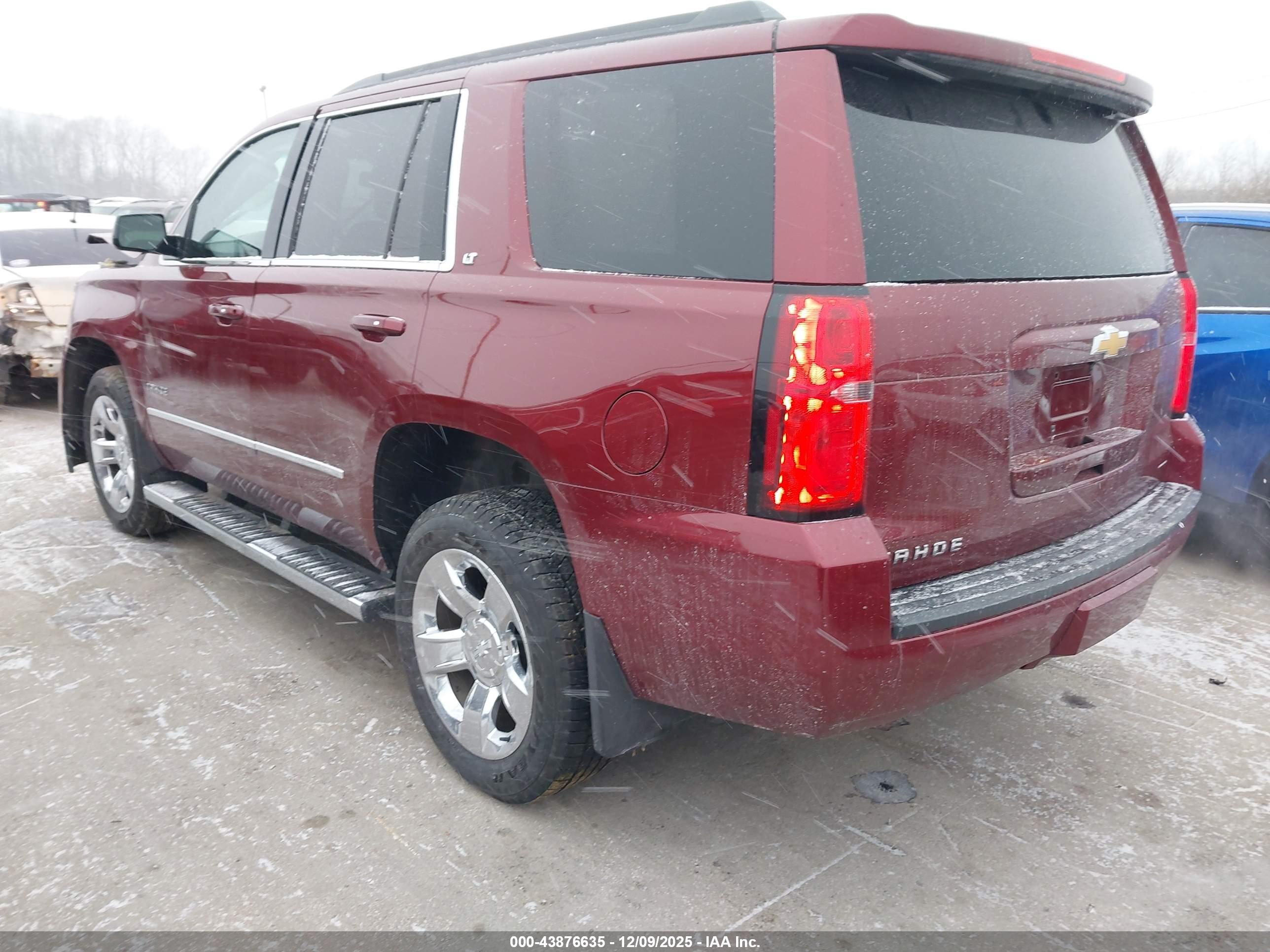 CHEVROLET TAHOE image 3
