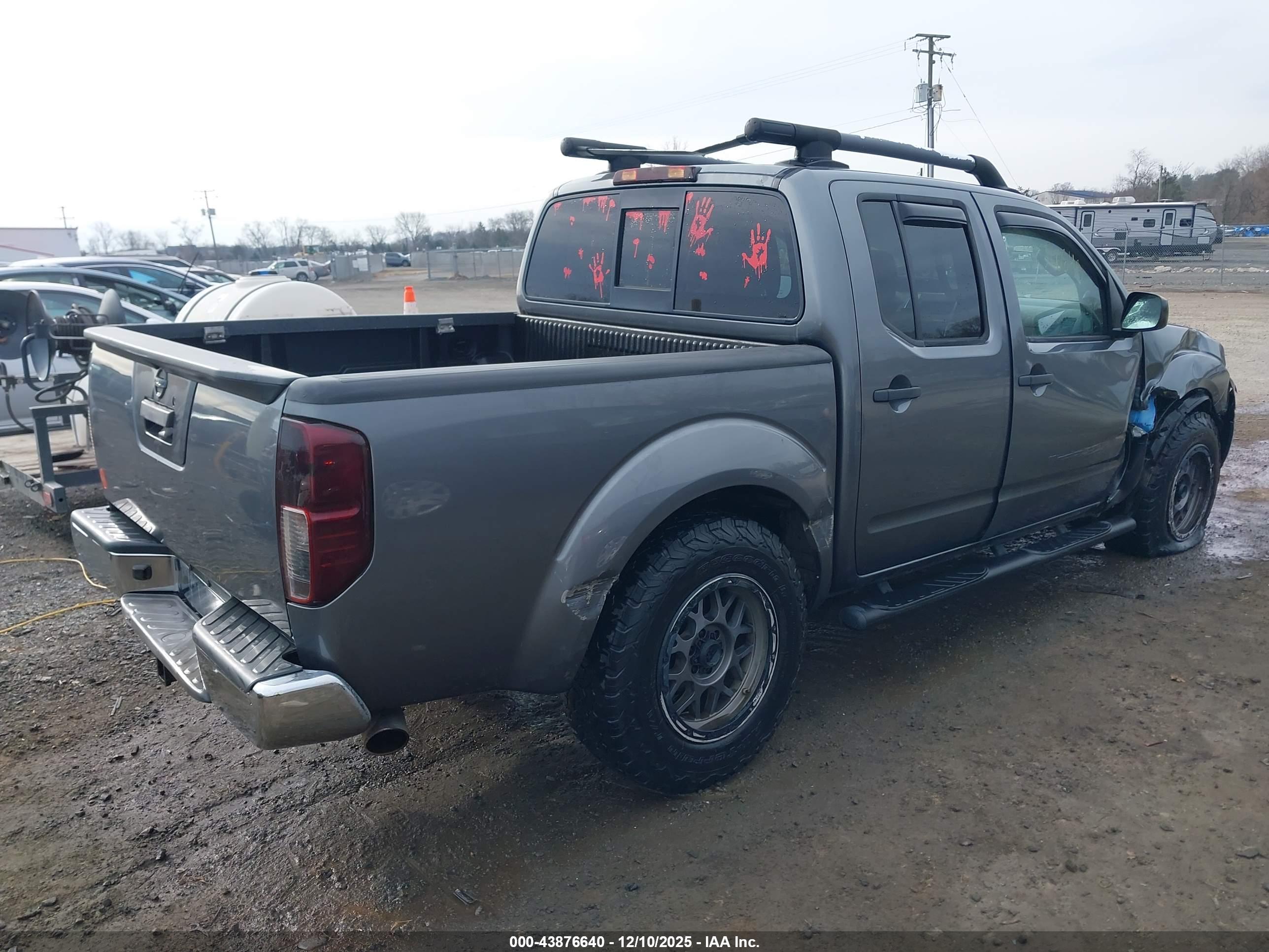 NISSAN FRONTIER image 4
