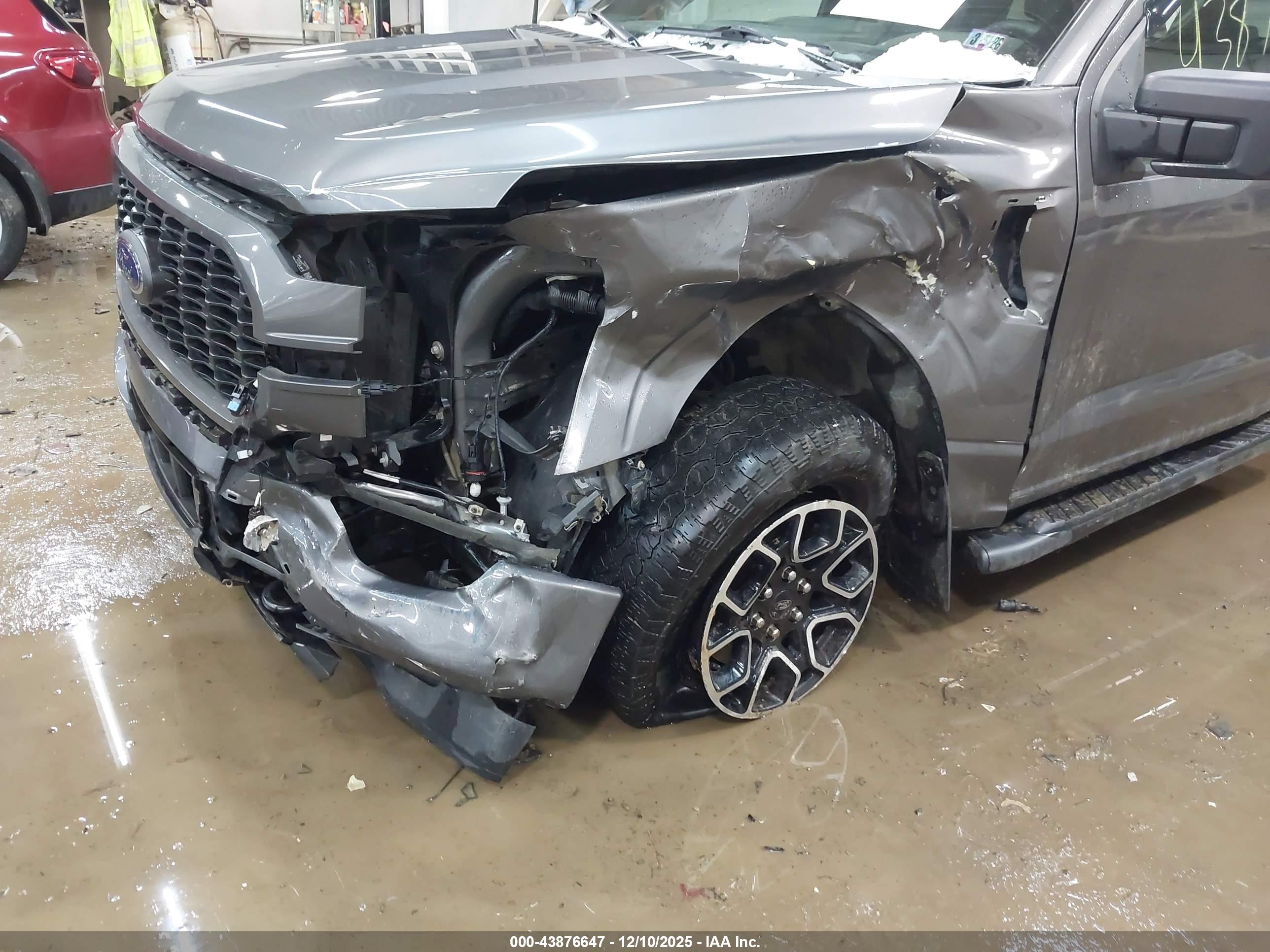 FORD F-150 image 6