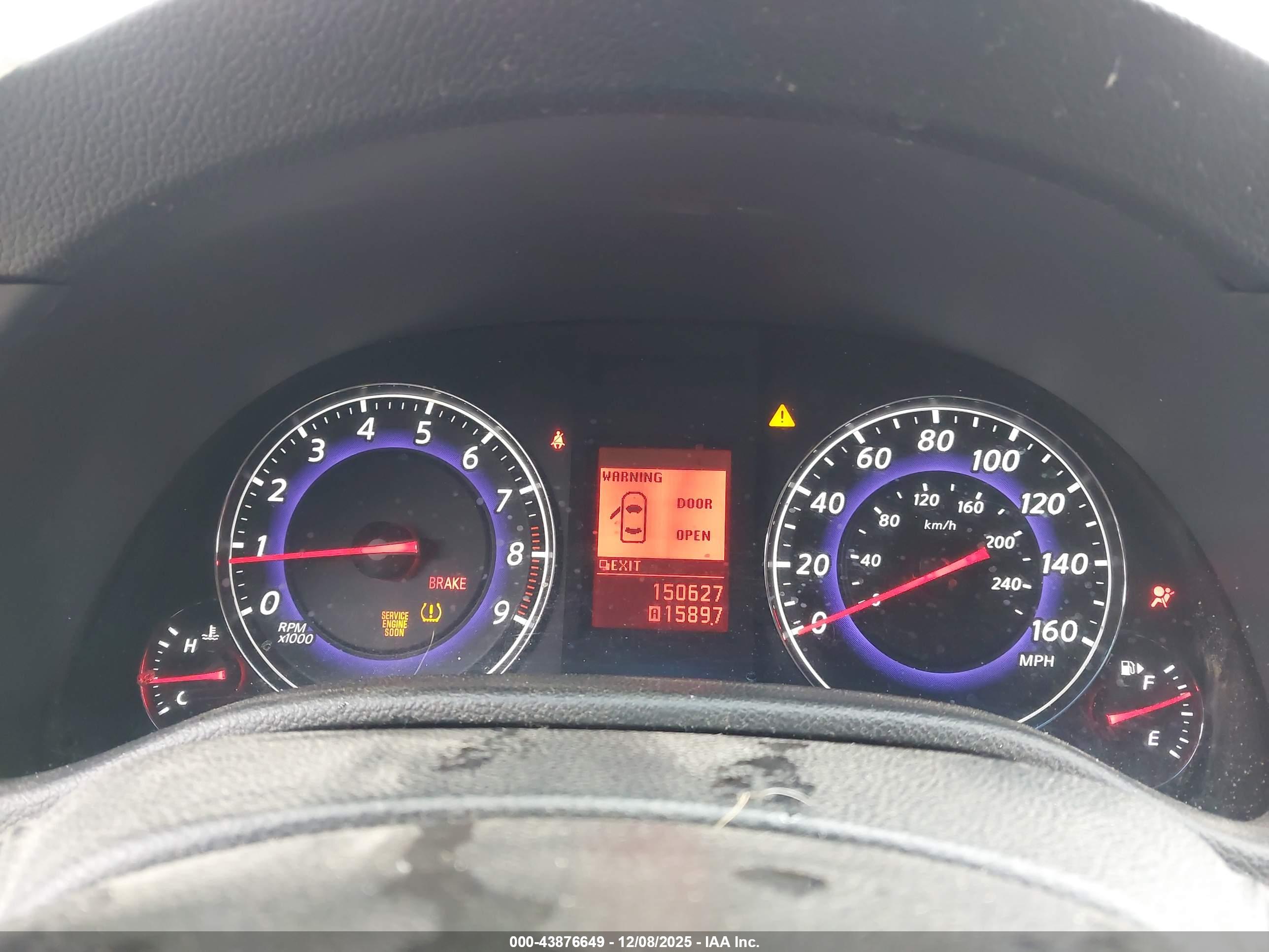 INFINITI G37 image 7