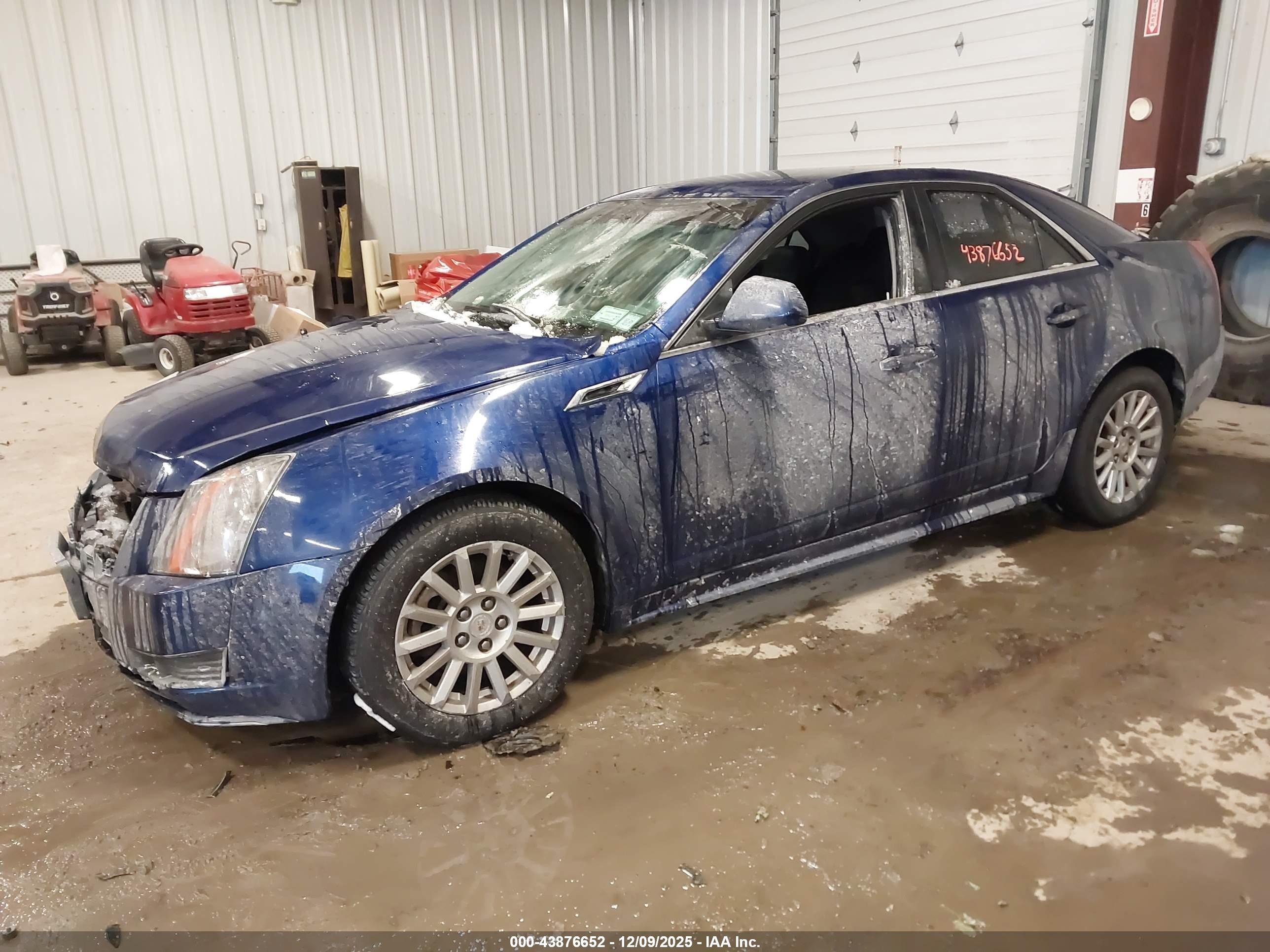 CADILLAC CTS image 2