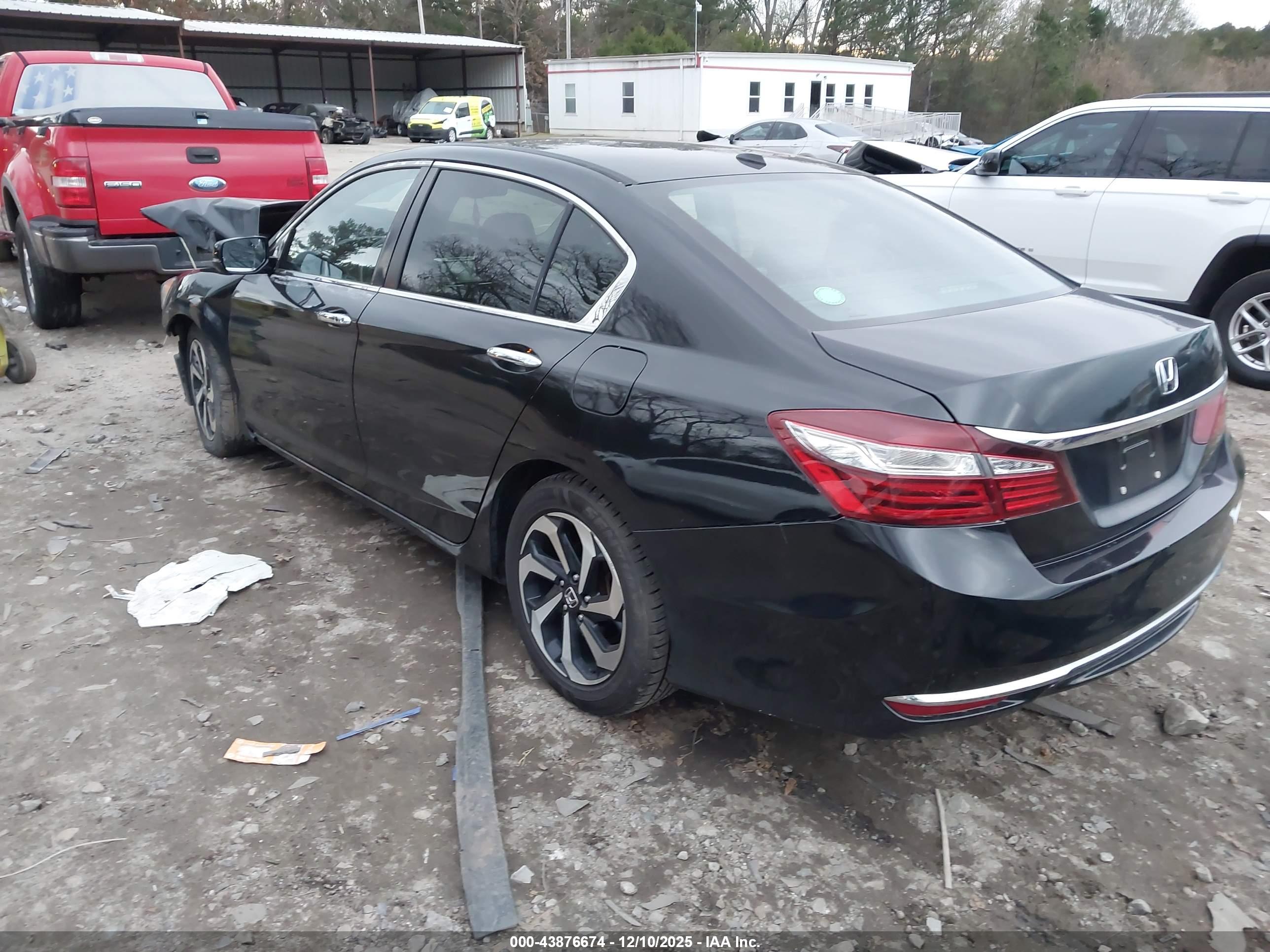 HONDA ACCORD image 3
