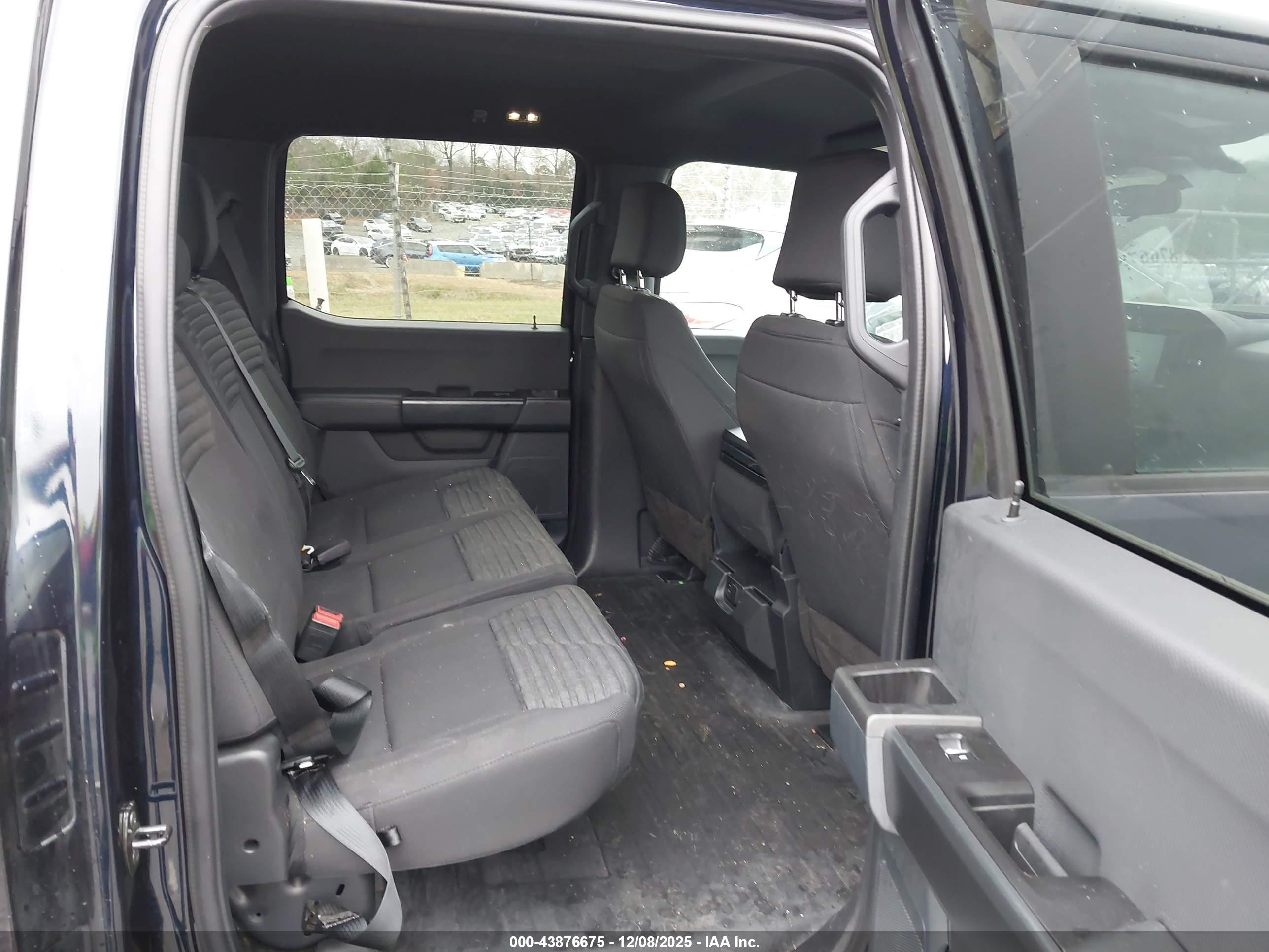 FORD F-150 image 8