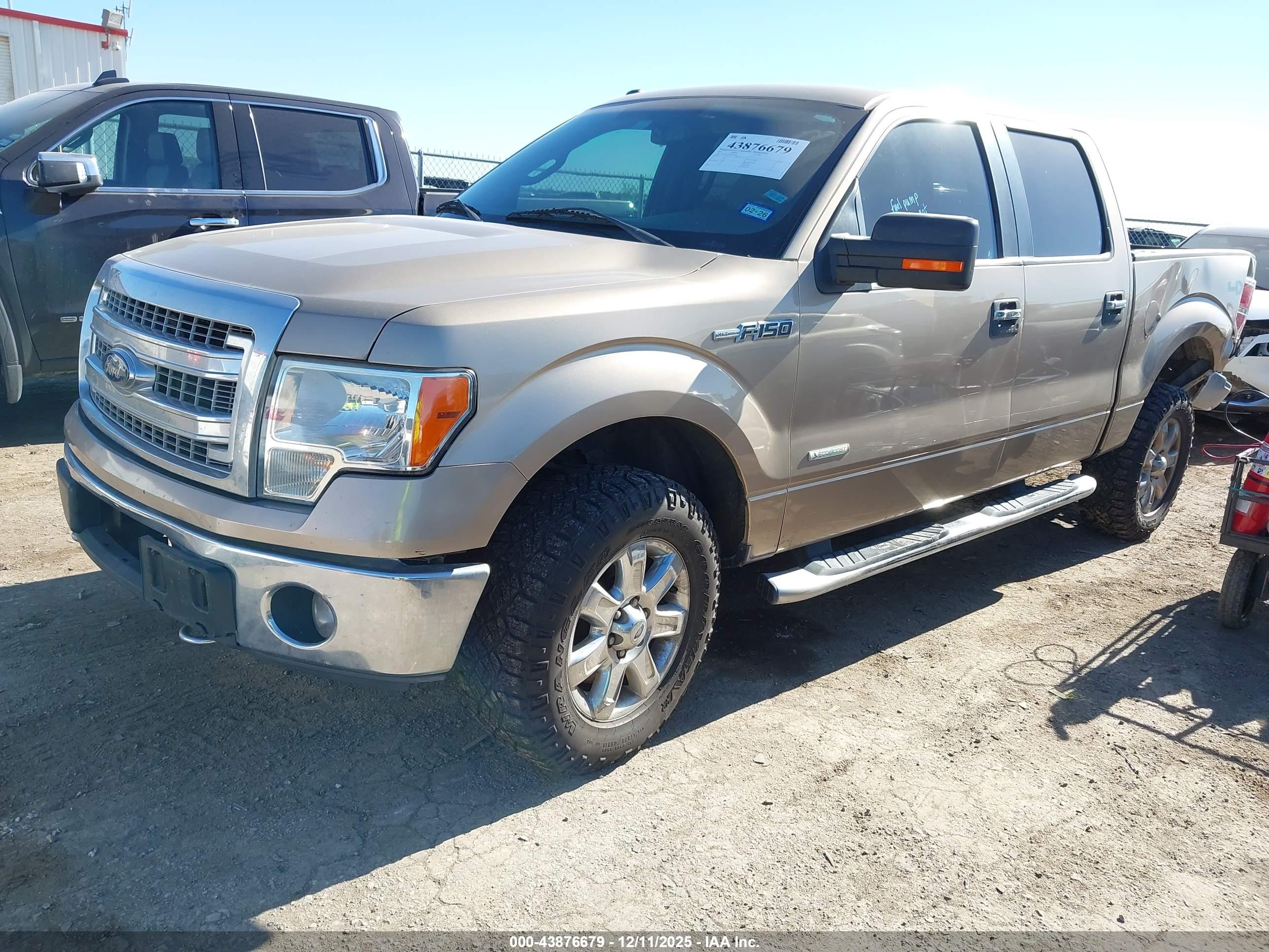 FORD F-150 image 2