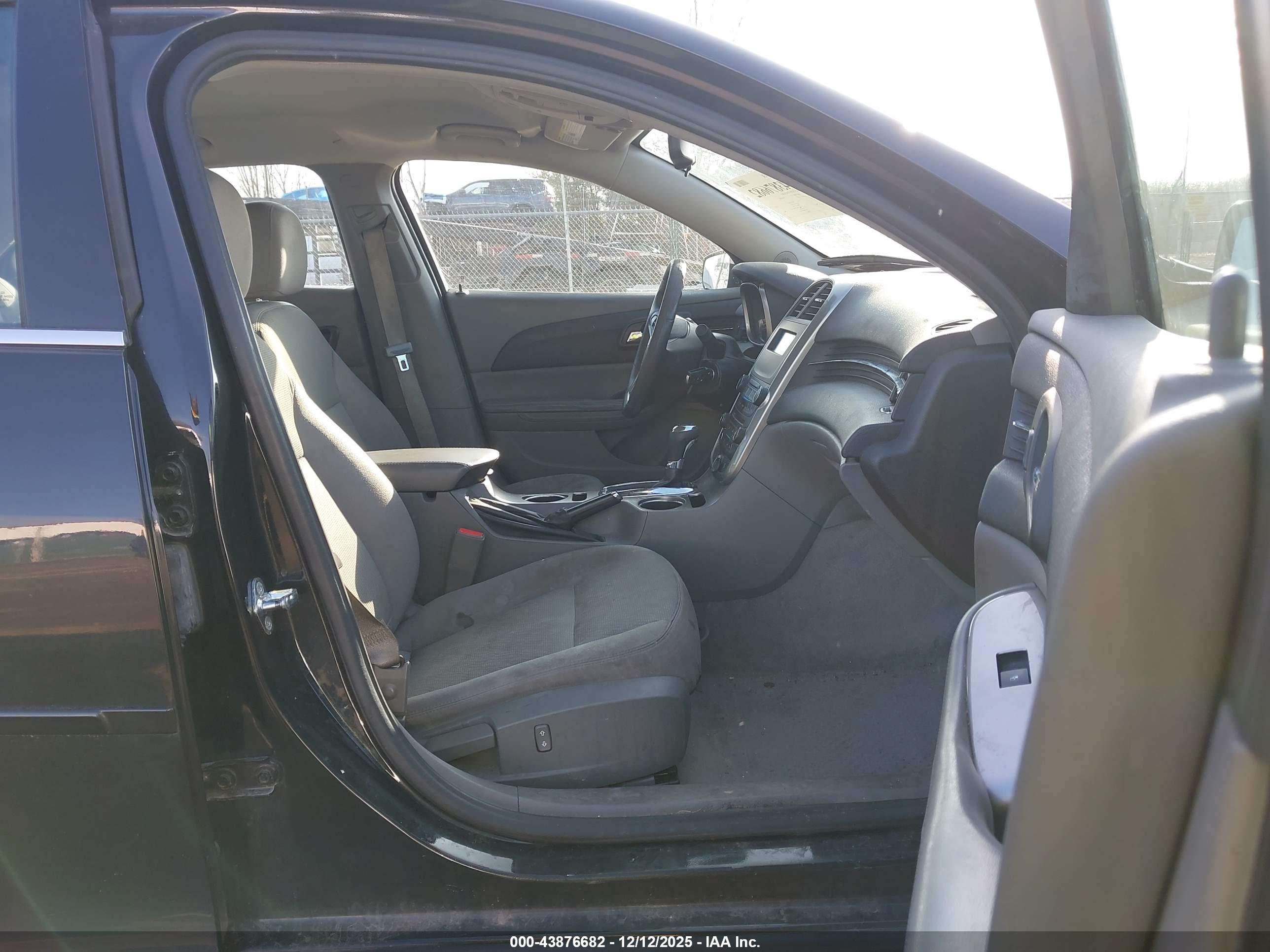 CHEVROLET MALIBU image 5