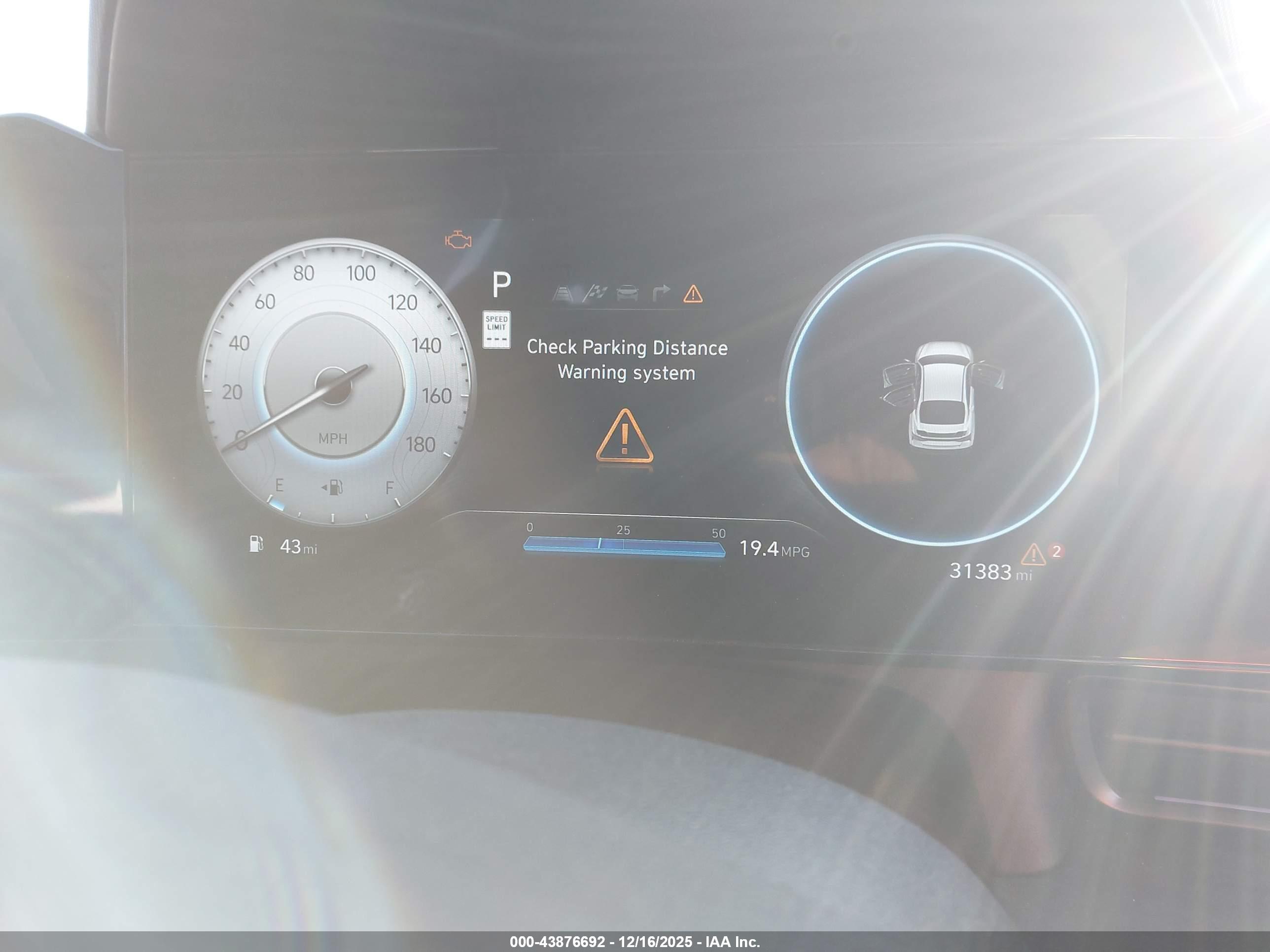 HYUNDAI ELANTRA image 7