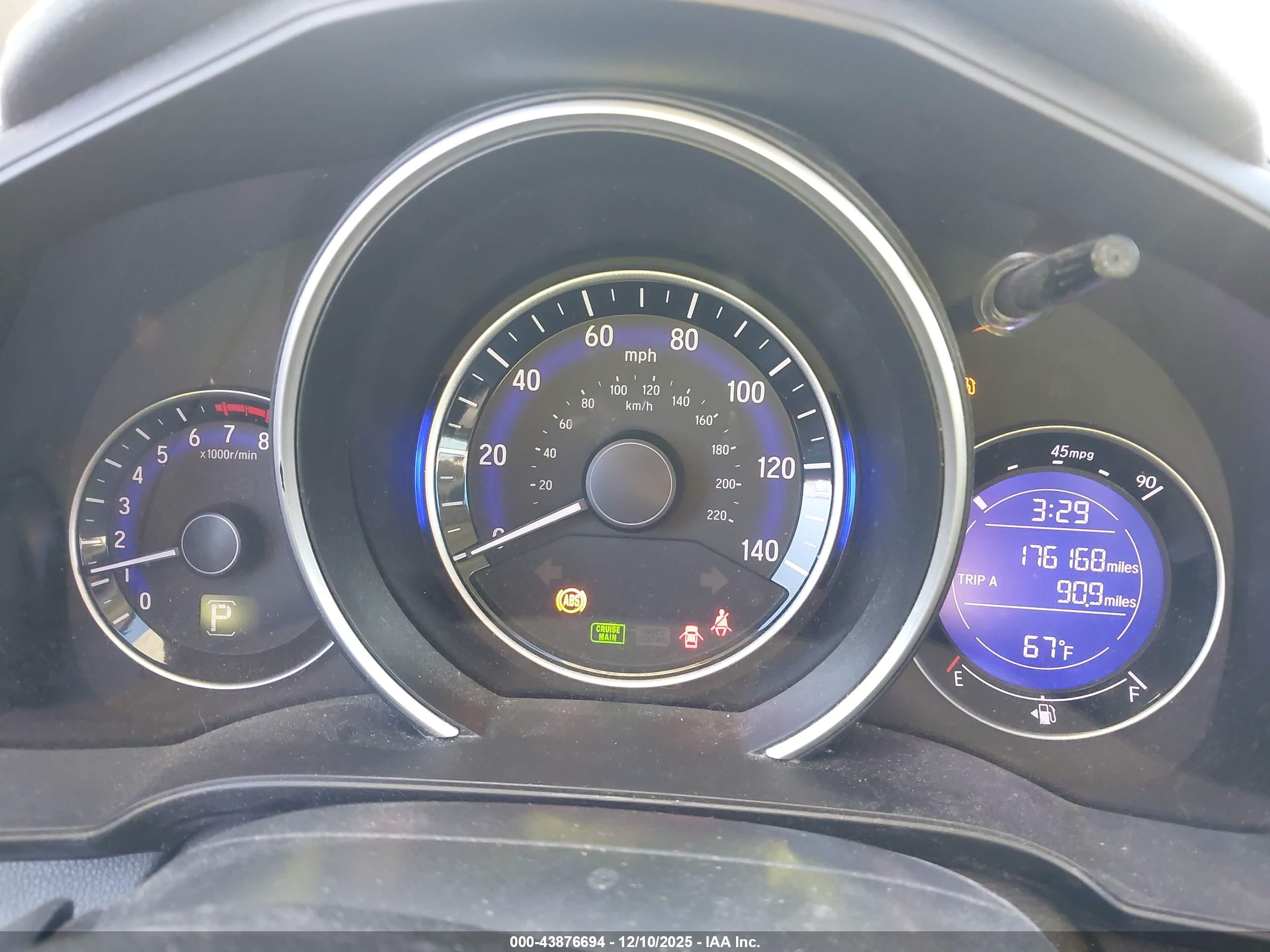 HONDA FIT image 7