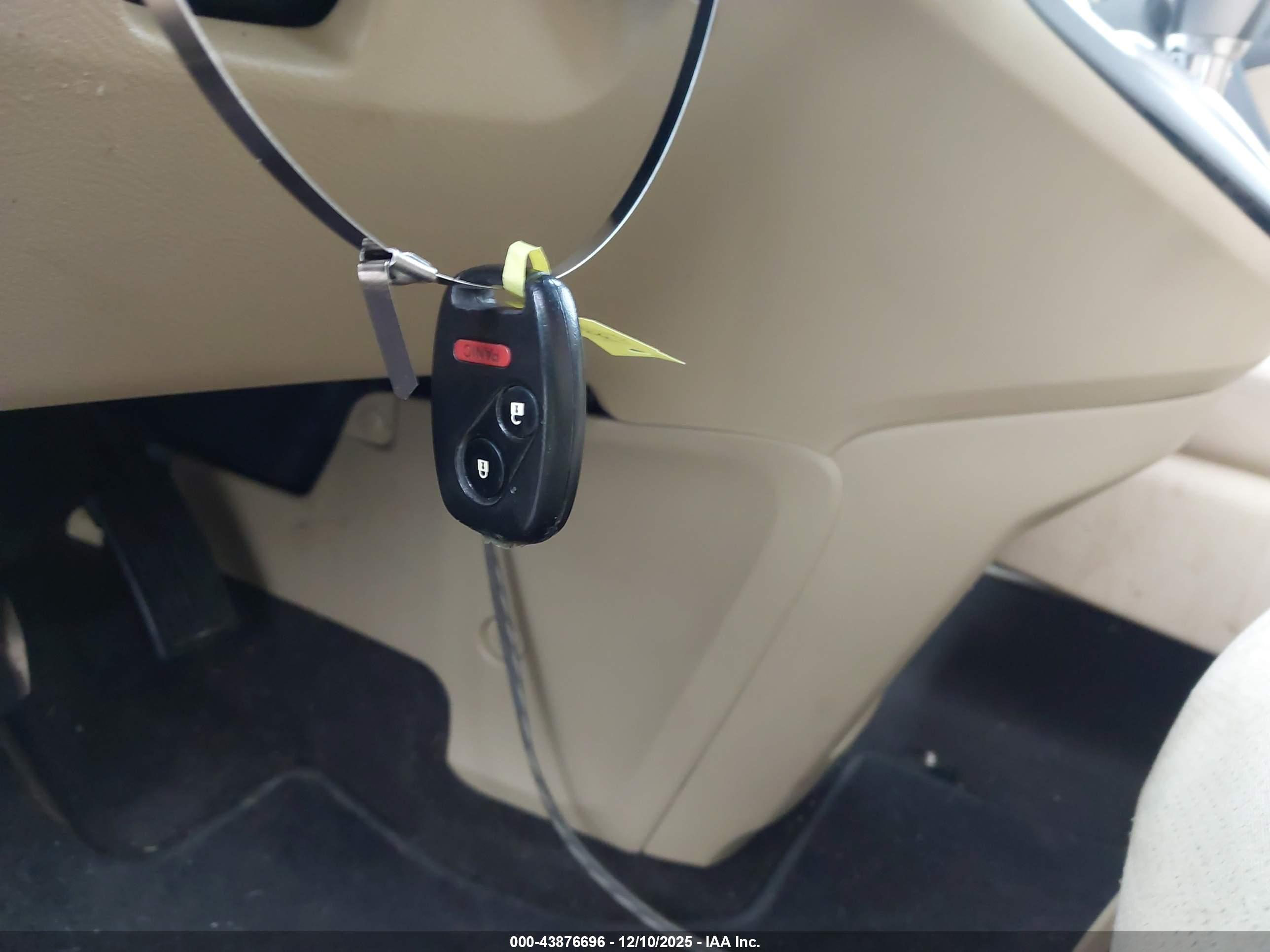 HONDA CR-V image 11