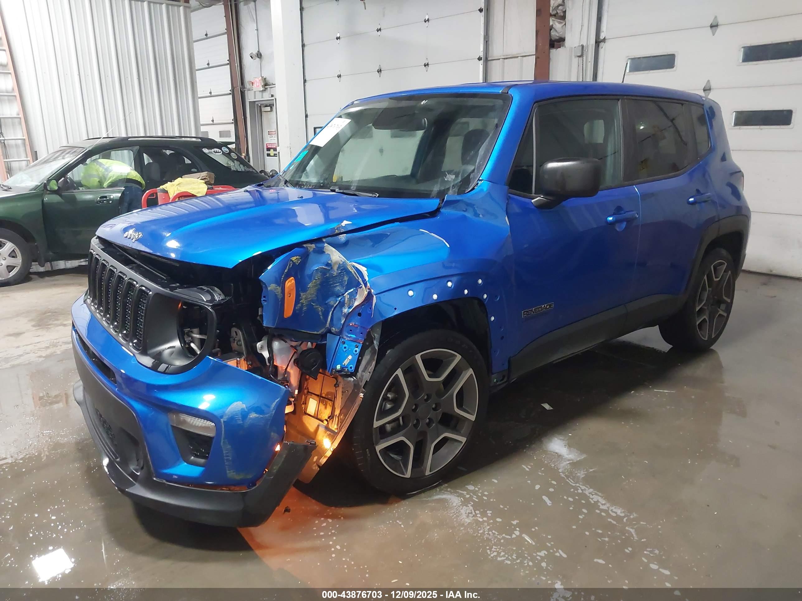 JEEP RENEGADE image 2