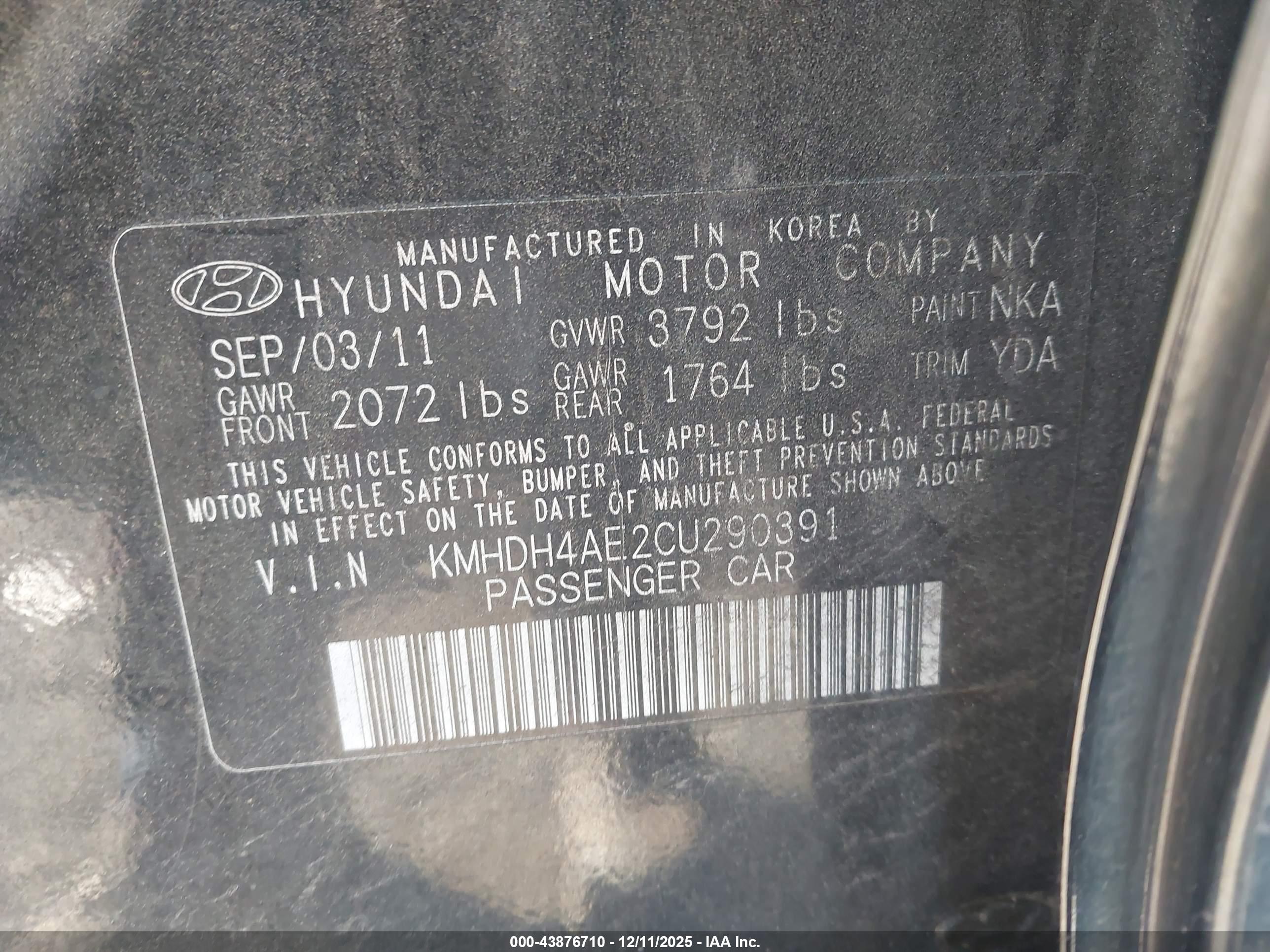 HYUNDAI ELANTRA image 9