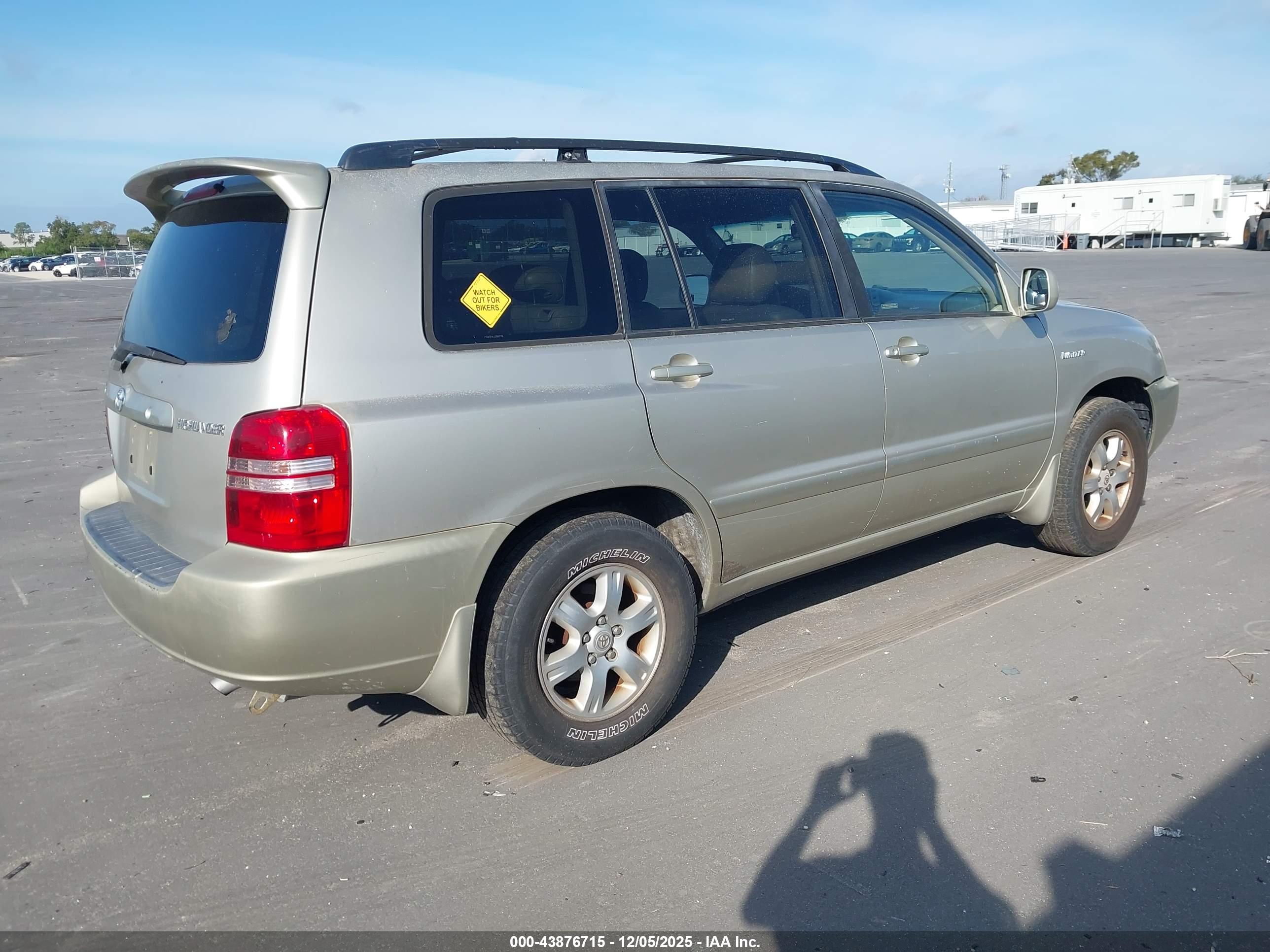 TOYOTA HIGHLANDER image 4