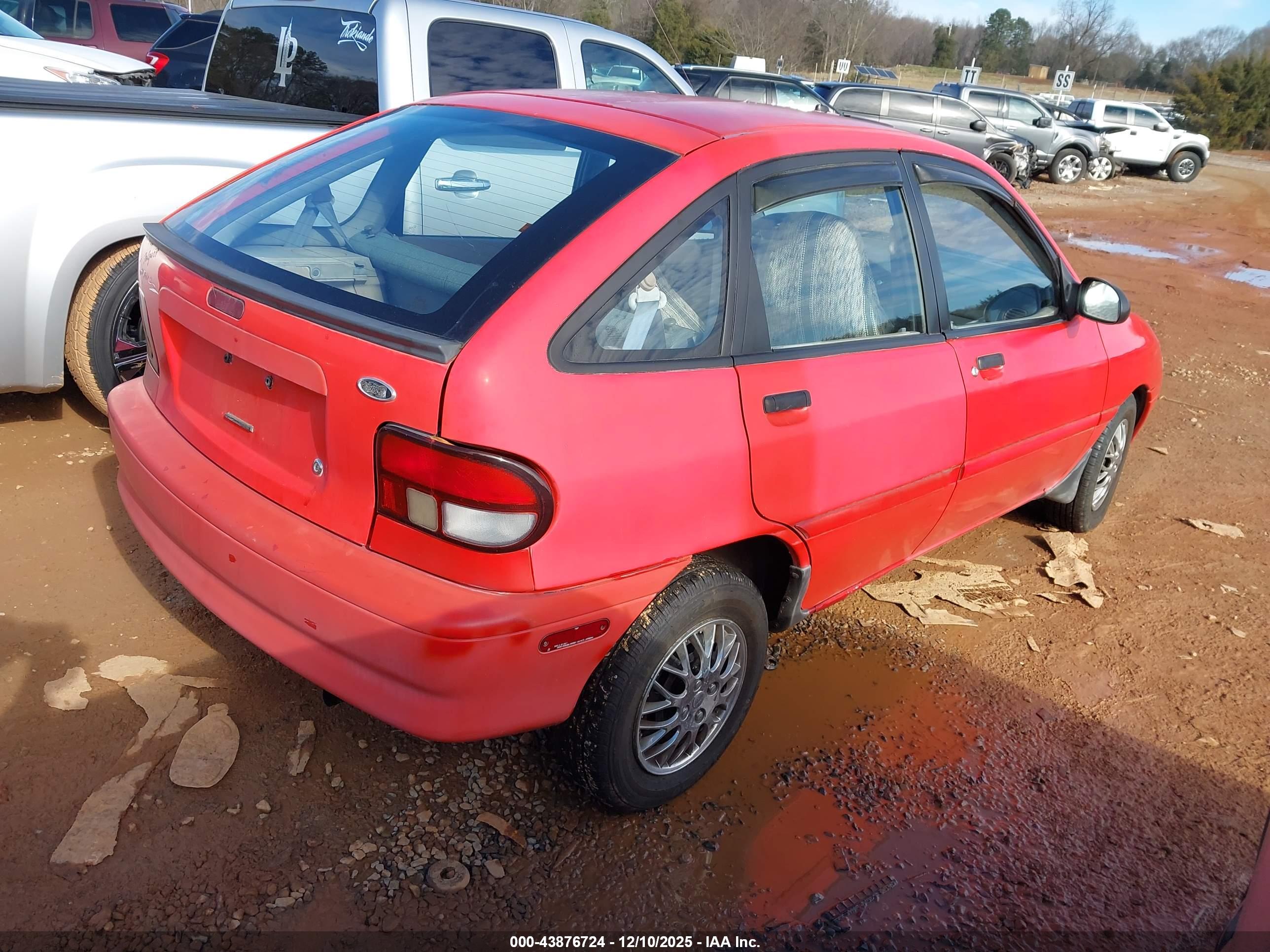 FORD ASPIRE image 4