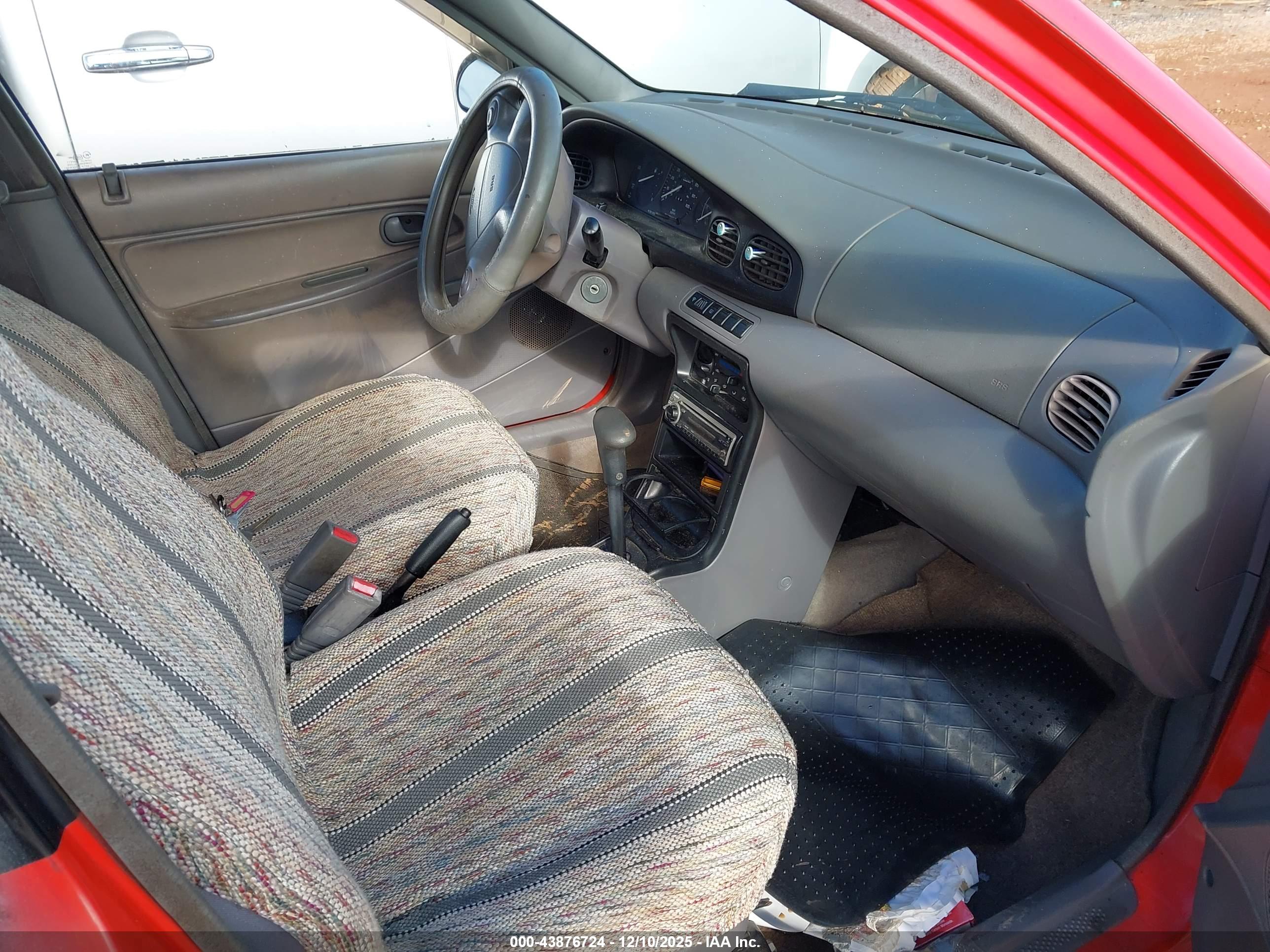 FORD ASPIRE image 5