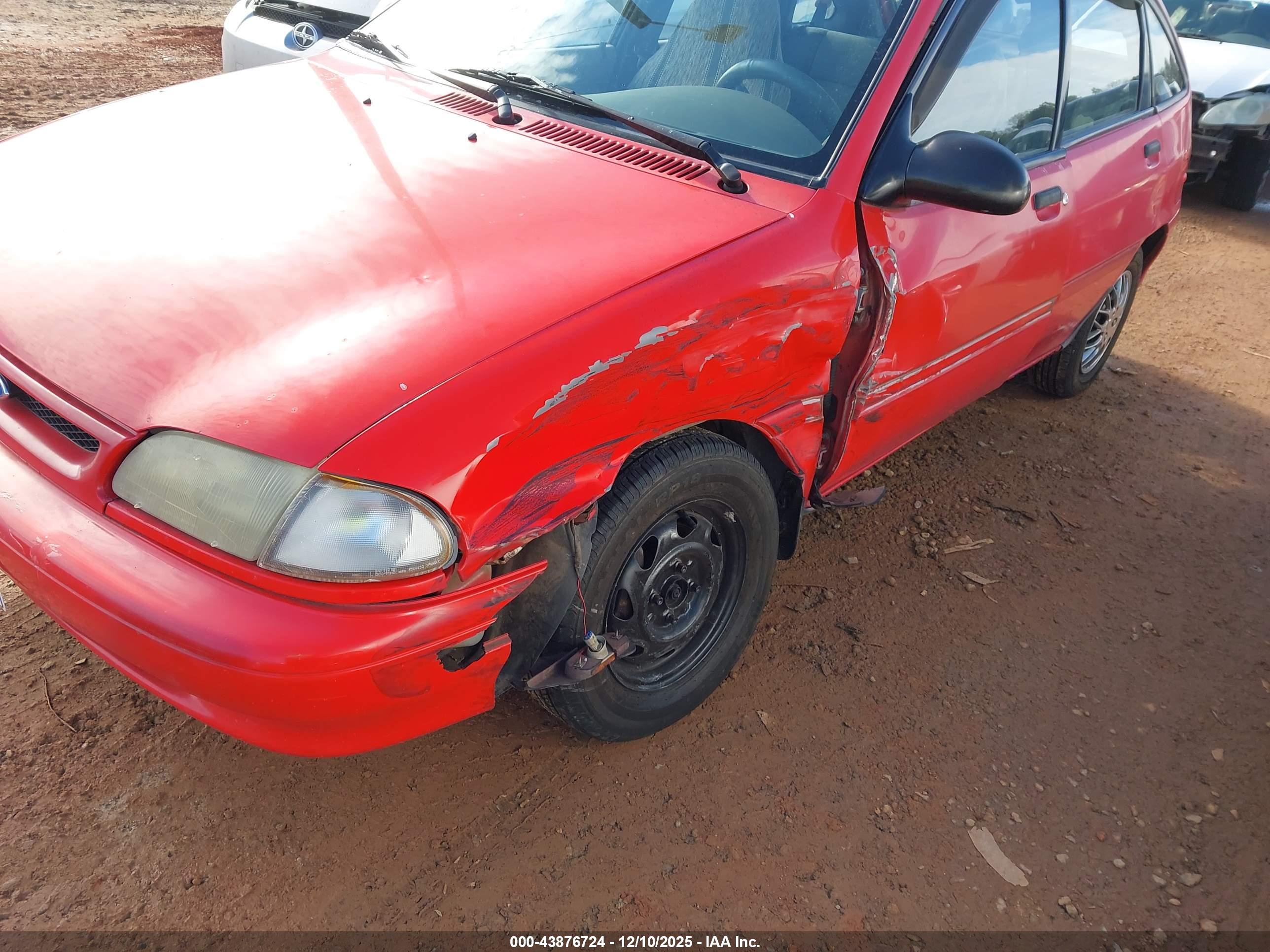 FORD ASPIRE image 6
