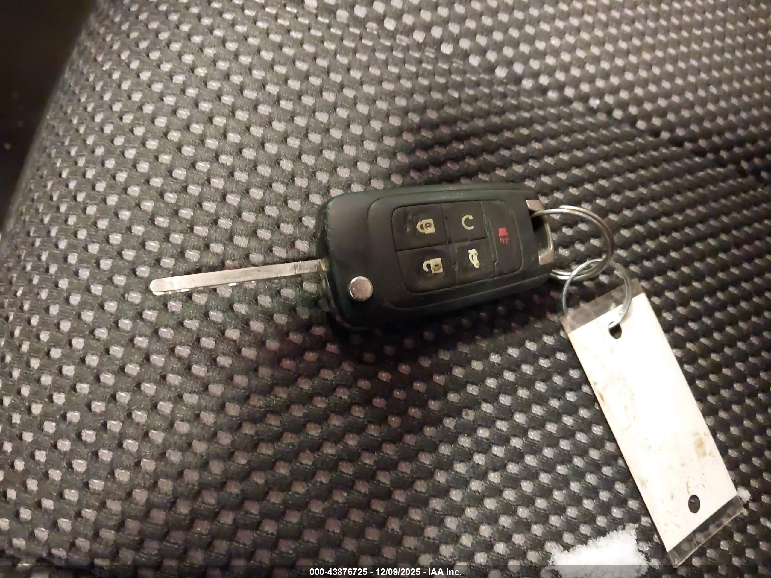 CHEVROLET EQUINOX image 11
