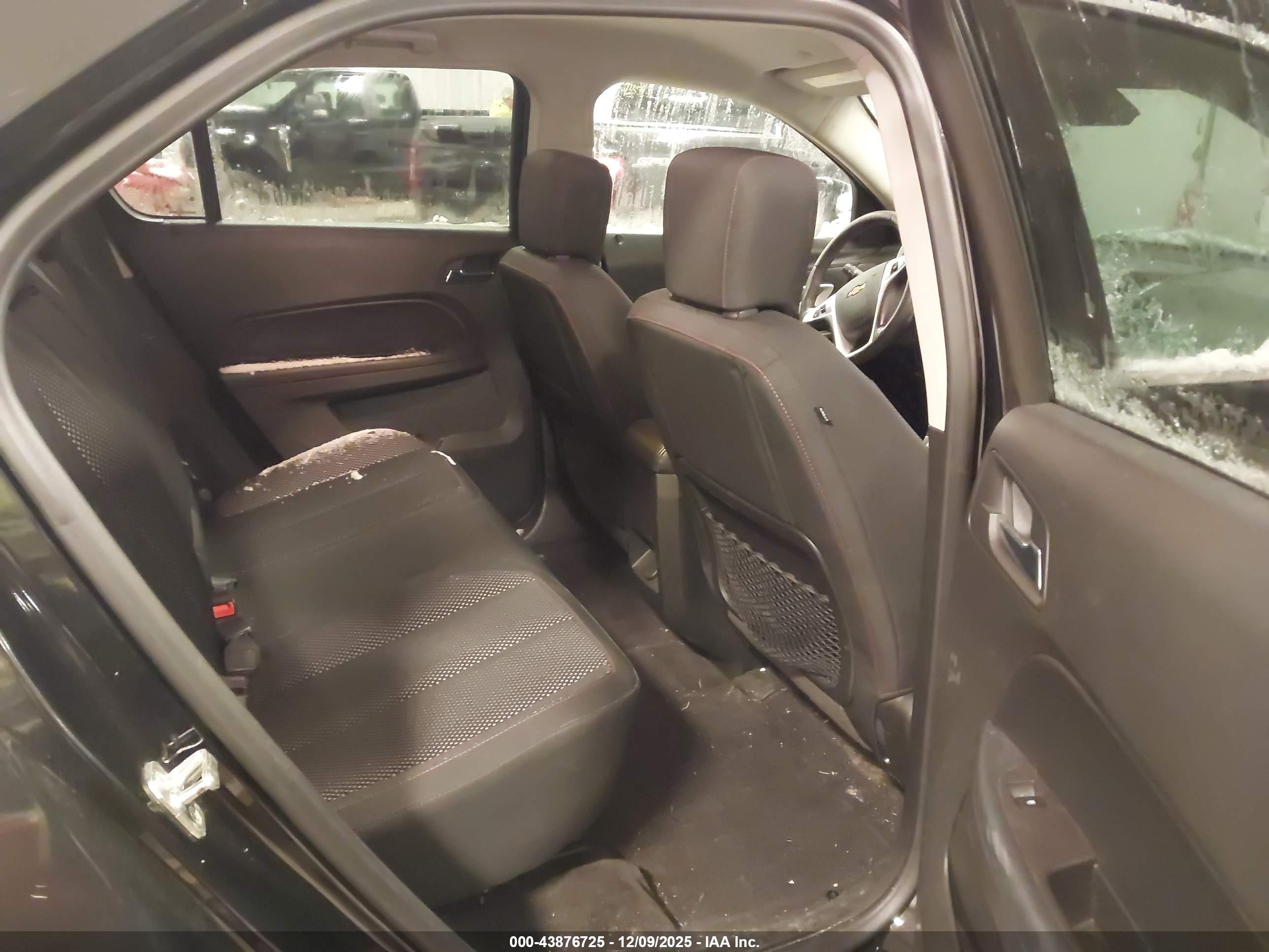 CHEVROLET EQUINOX image 8