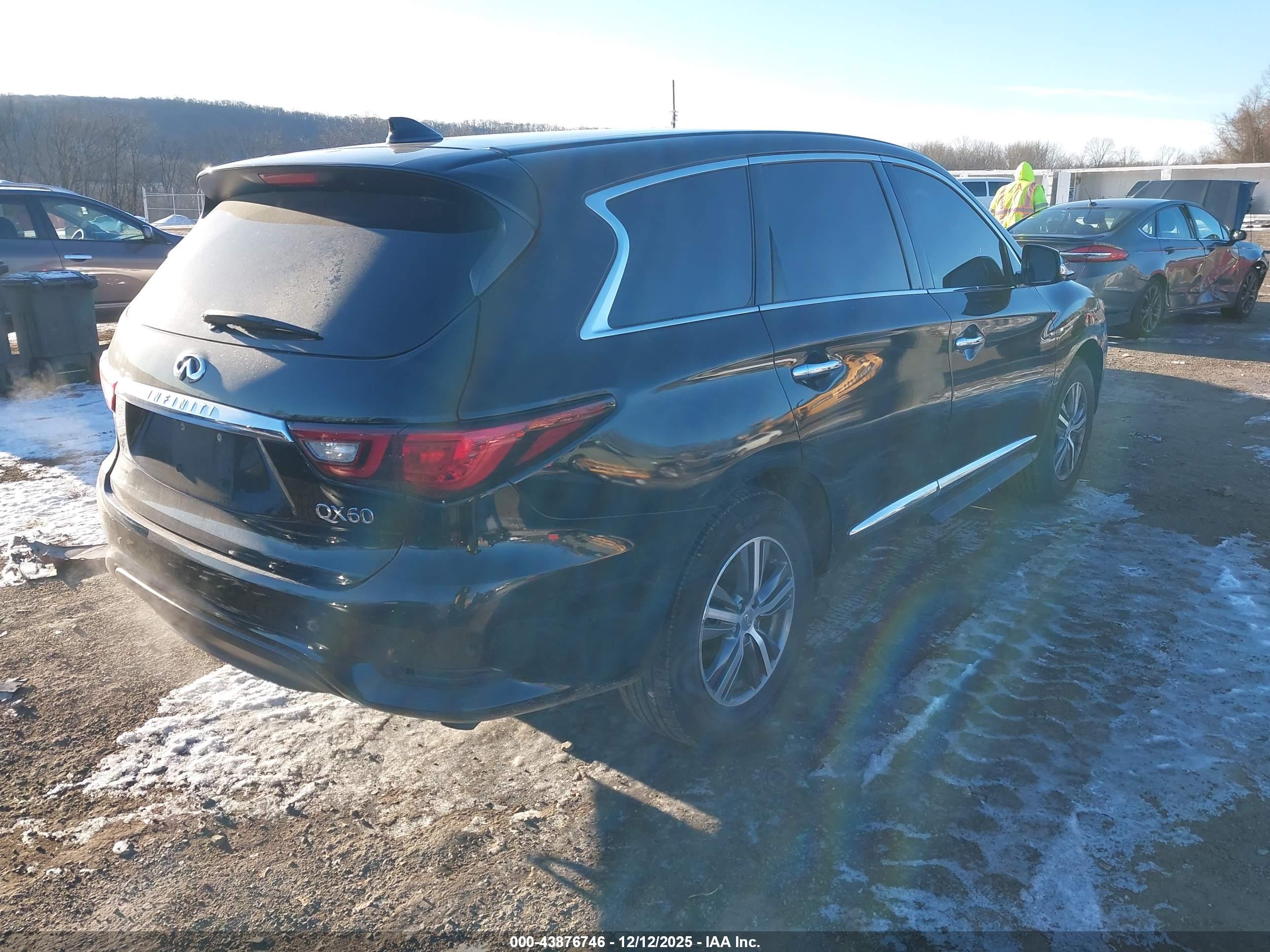 INFINITI QX60 image 4