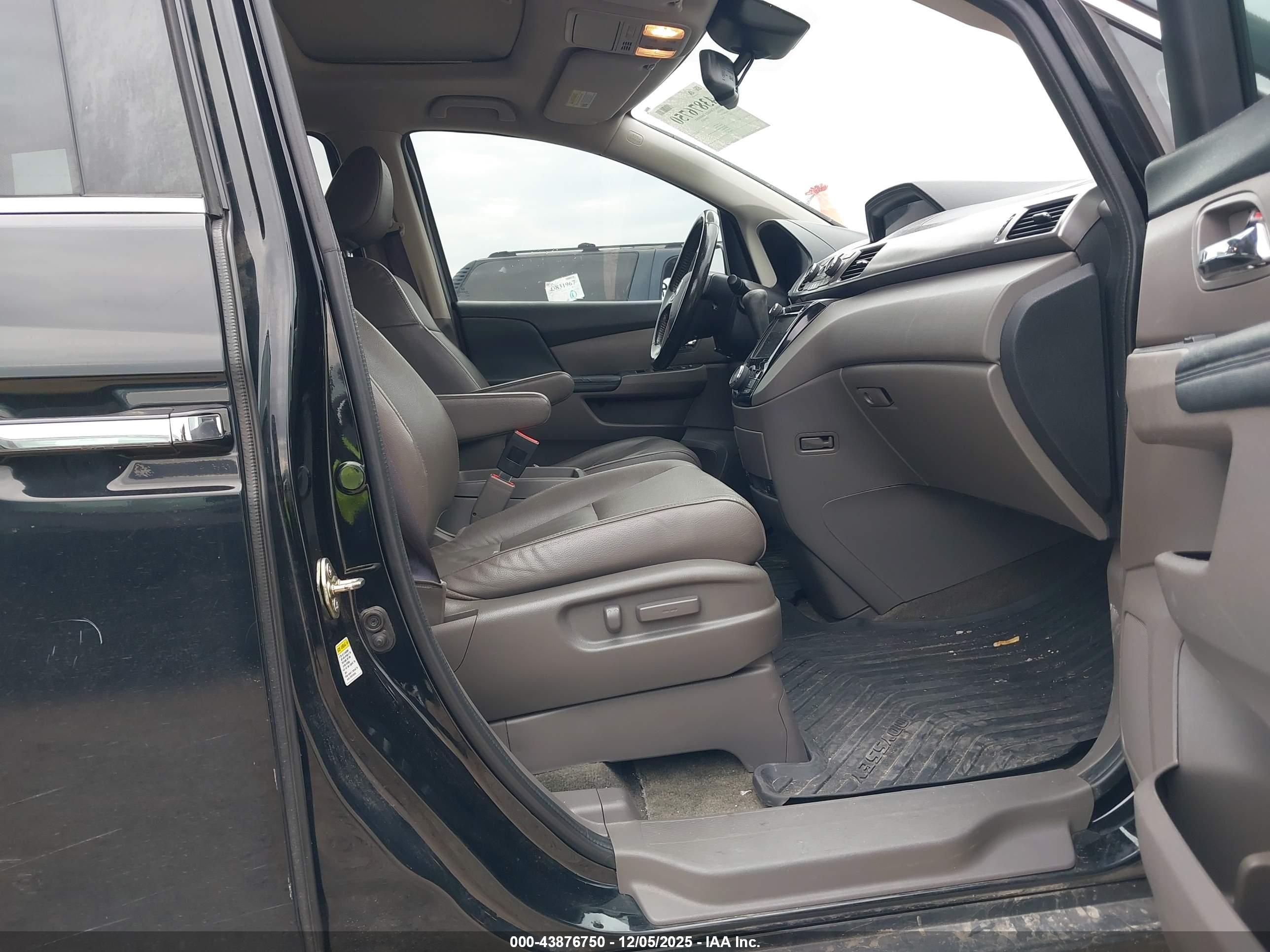 HONDA ODYSSEY image 5