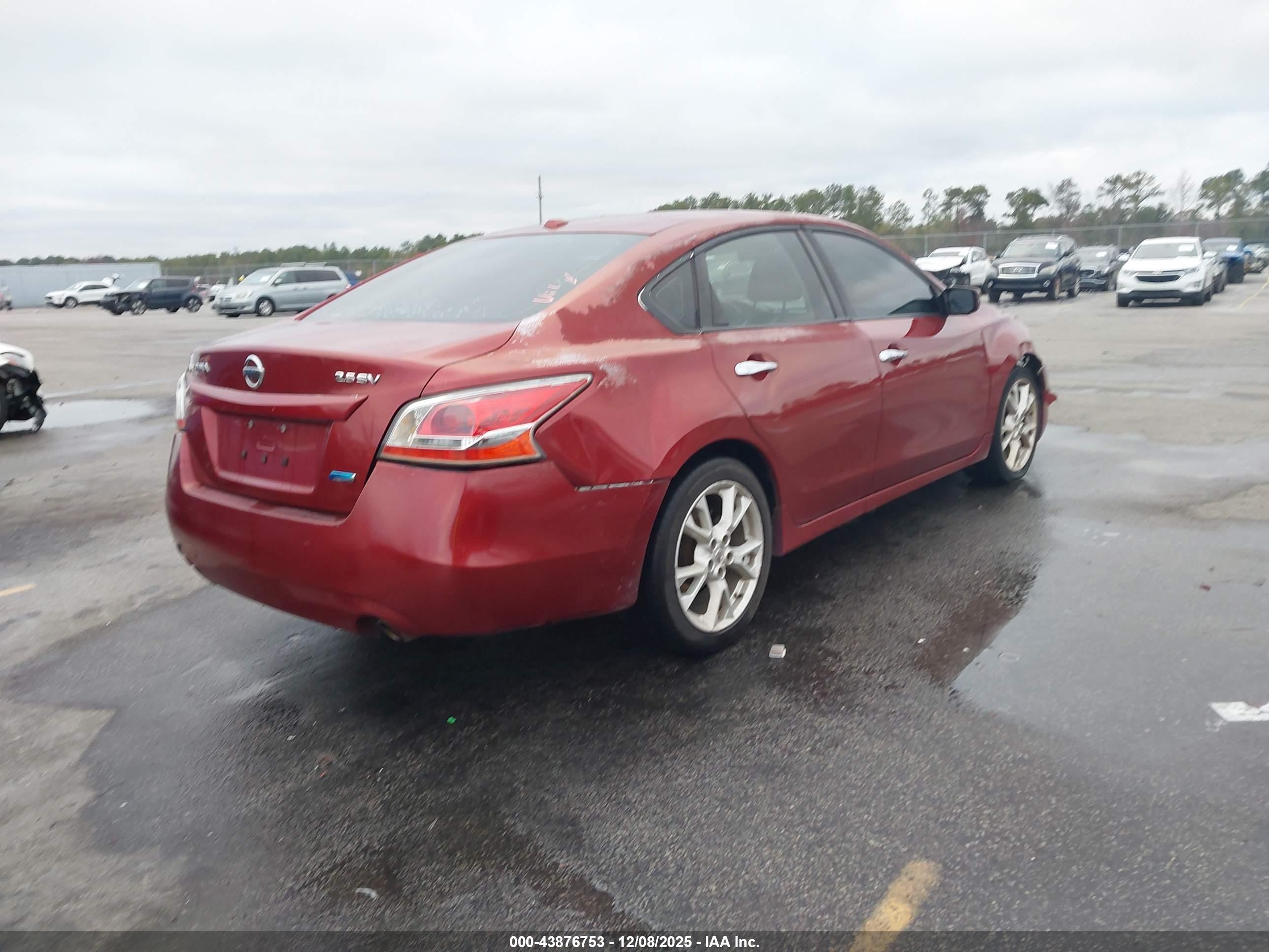 NISSAN ALTIMA image 4