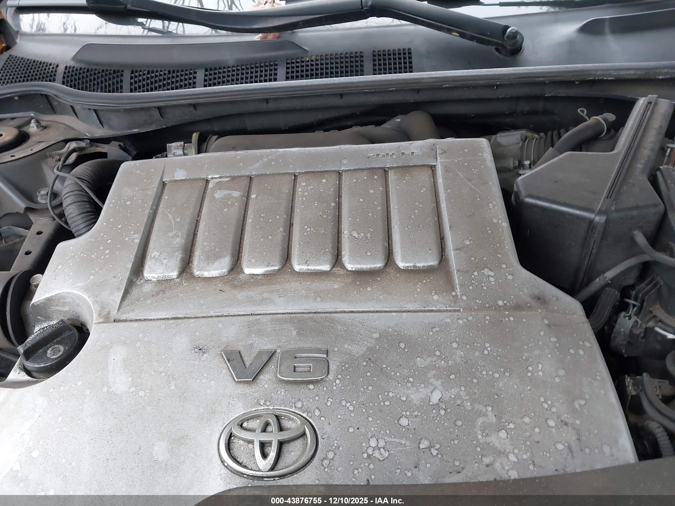 TOYOTA CAMRY image 10