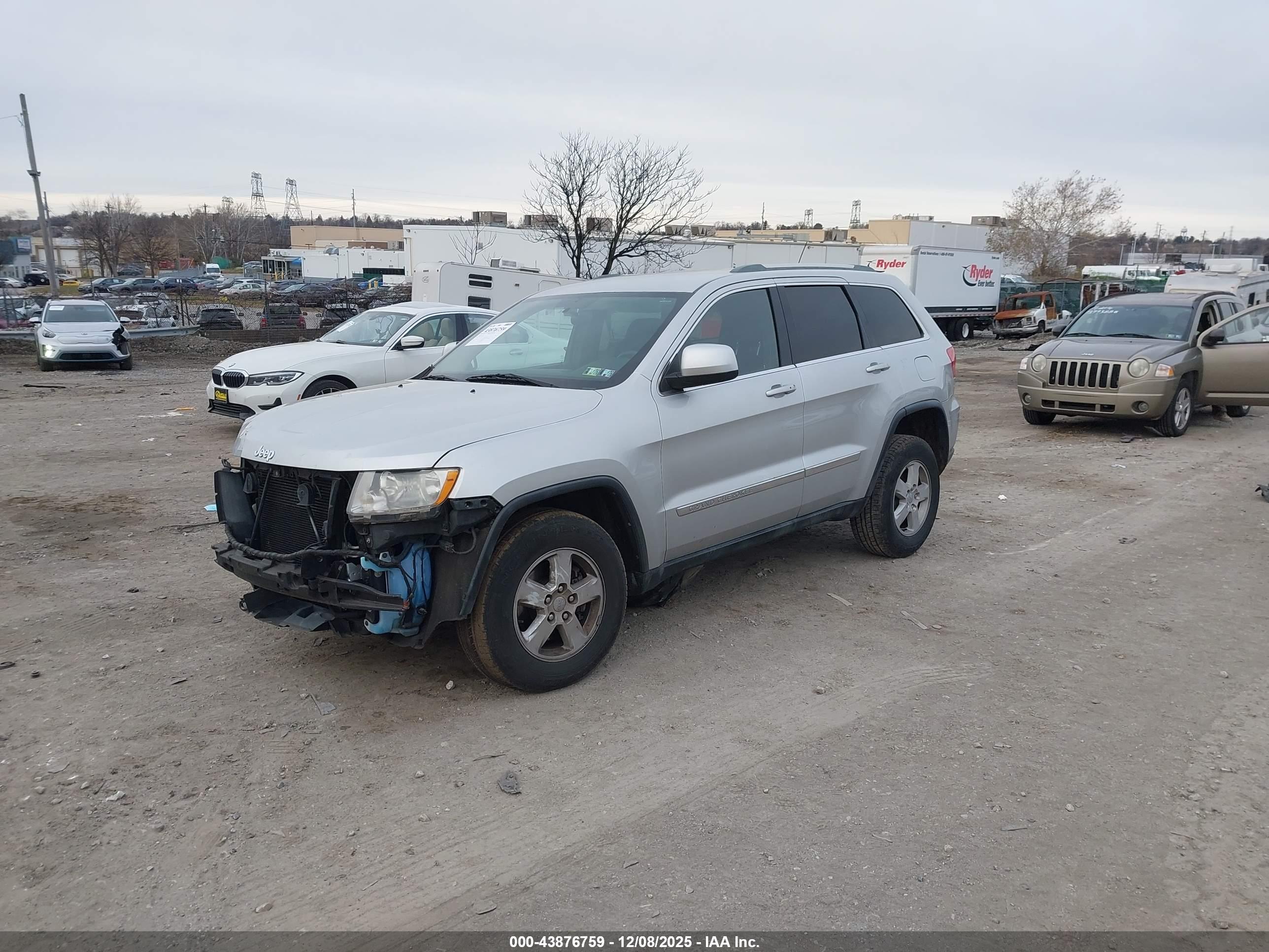 JEEP GRAND image 2