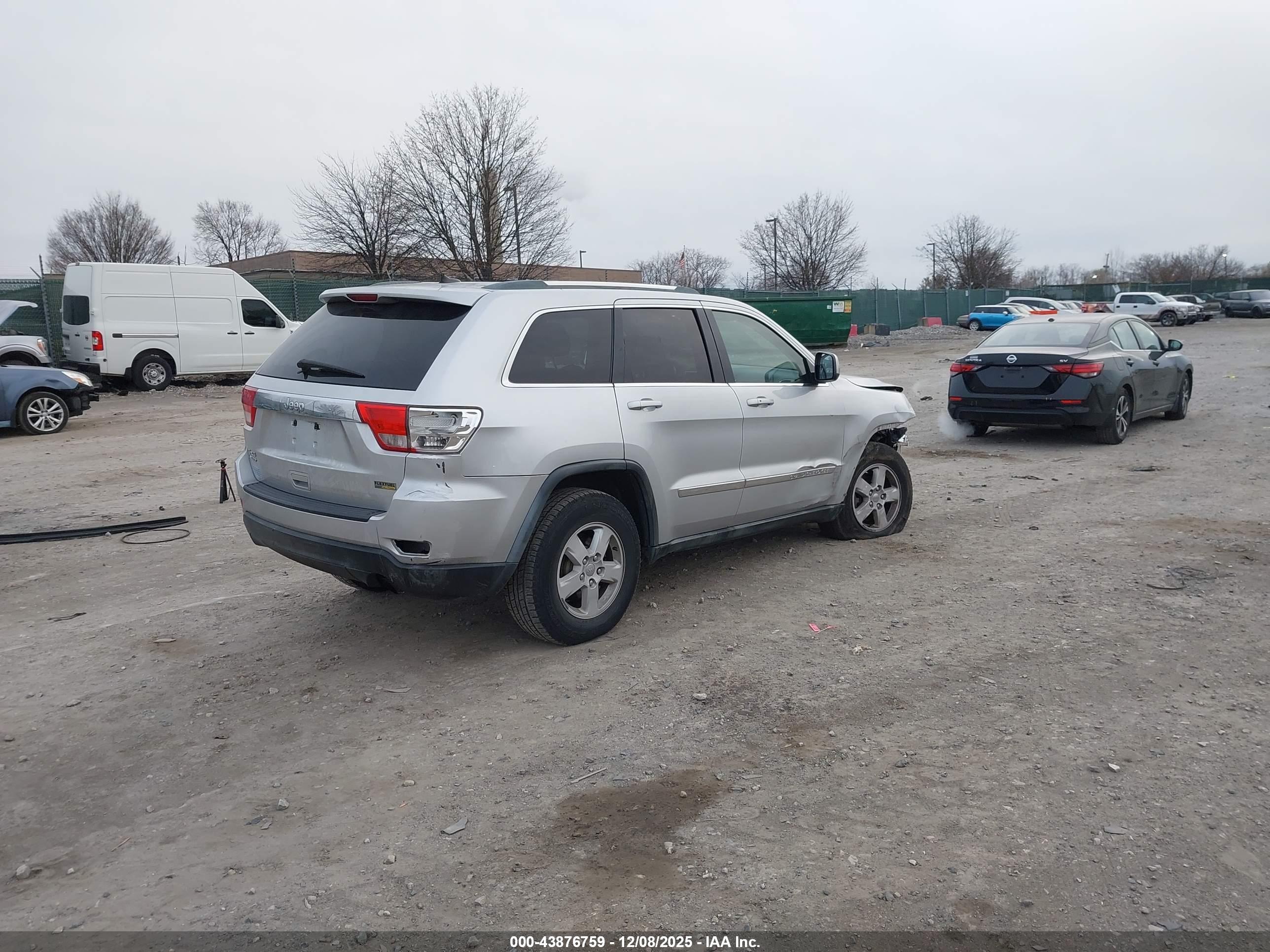 JEEP GRAND image 4