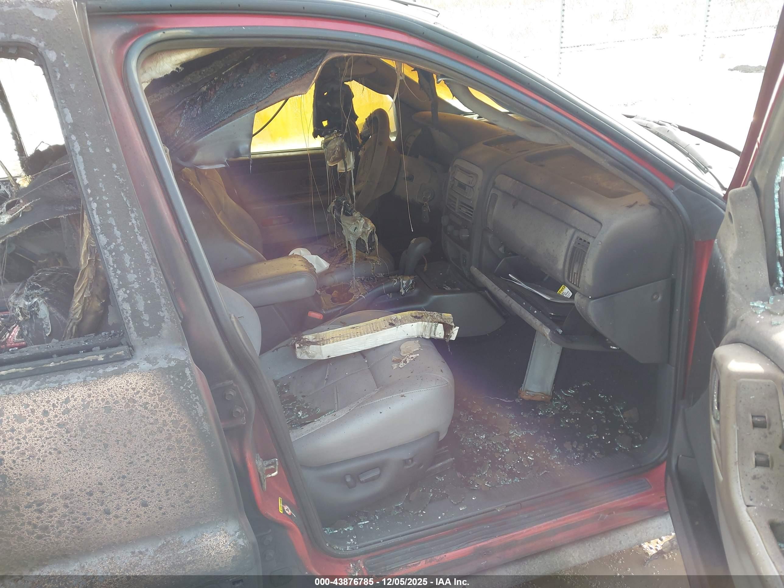 JEEP GRAND image 5