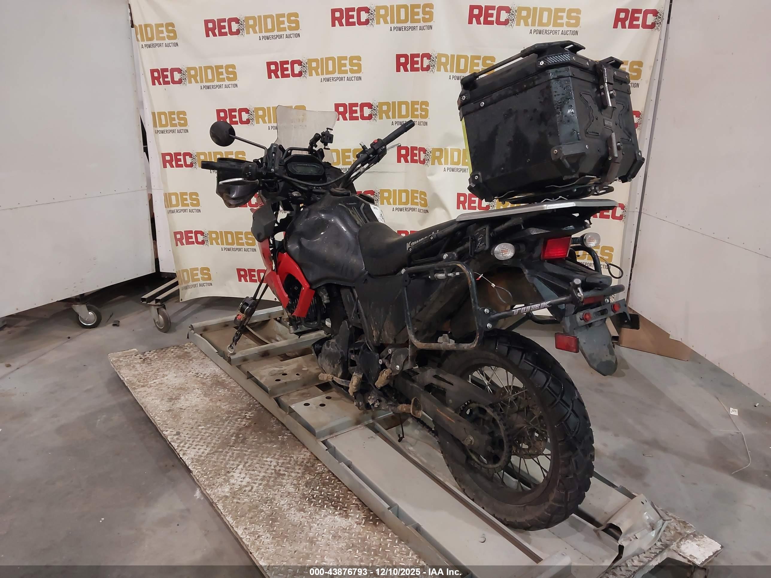 KAWASAKI KL650 image 3