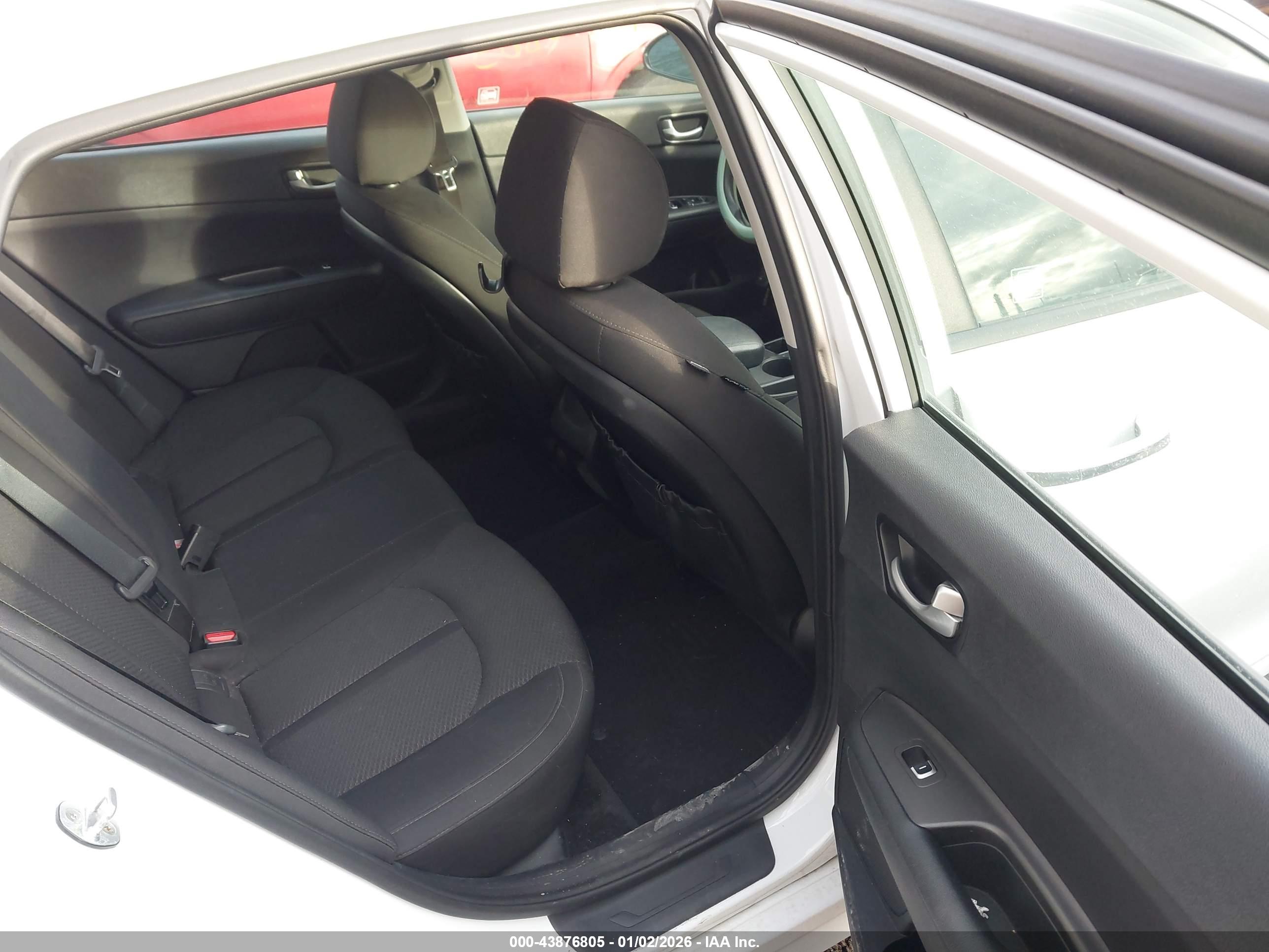 KIA OPTIMA image 8