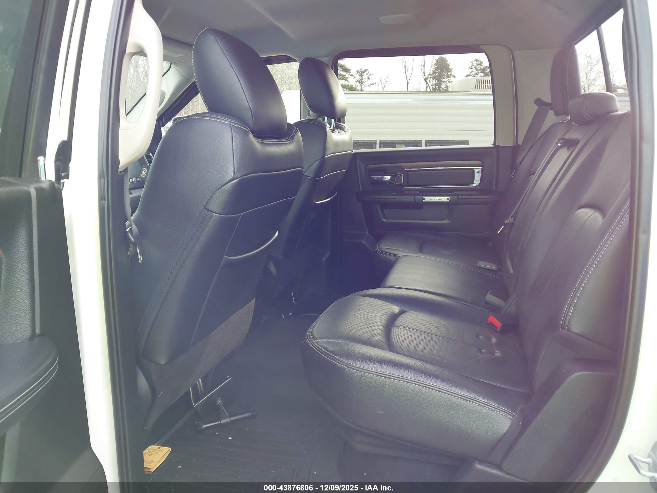 RAM 3500 image 8