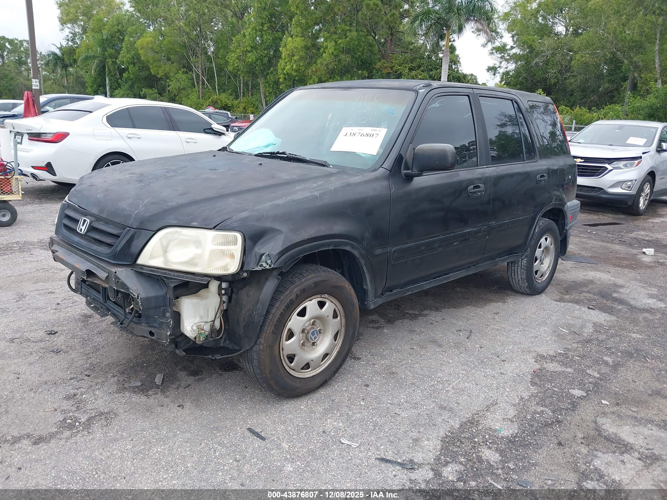 HONDA CR-V image 2