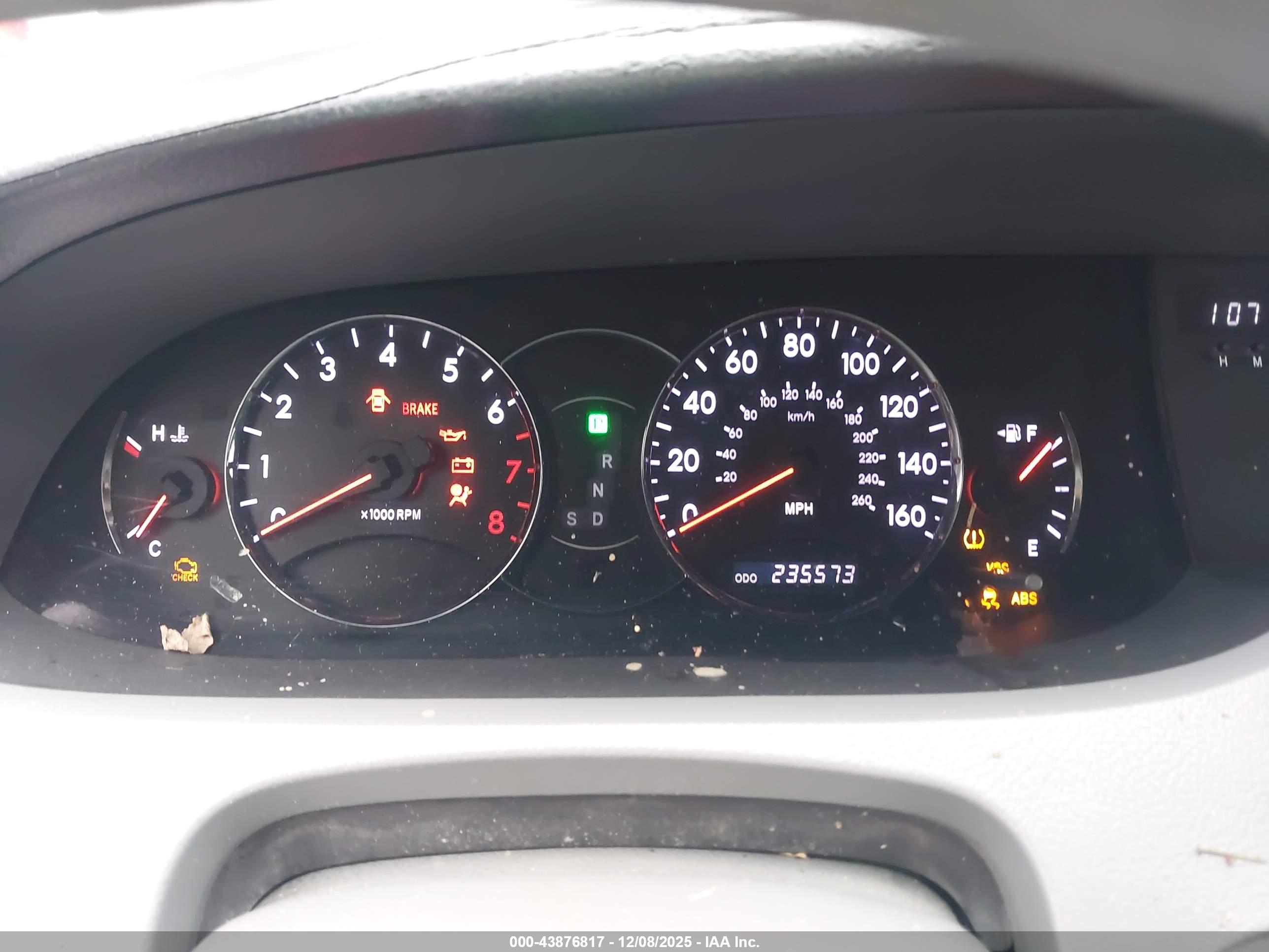 TOYOTA AVALON image 7