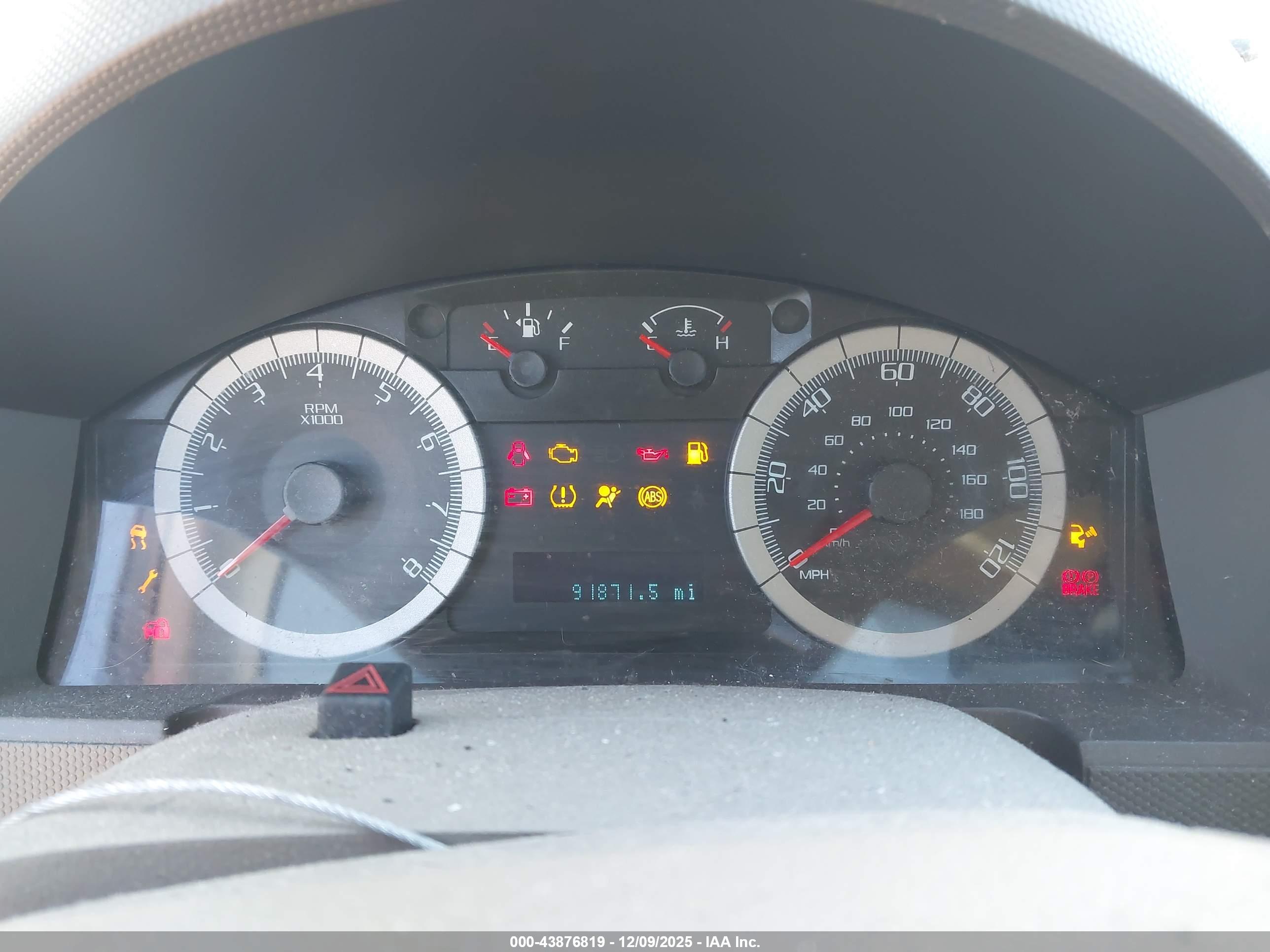 FORD ESCAPE image 7