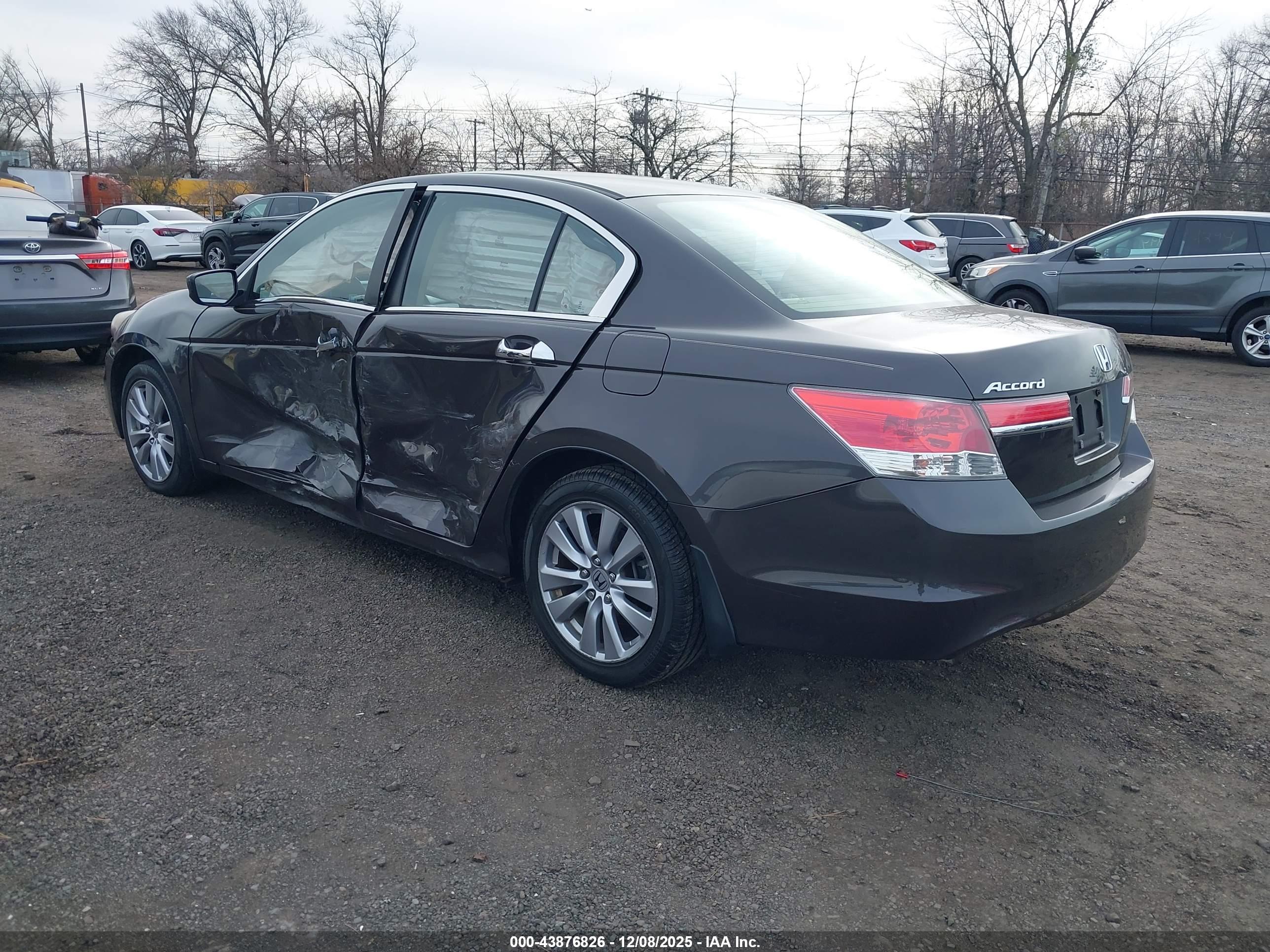 HONDA ACCORD image 3