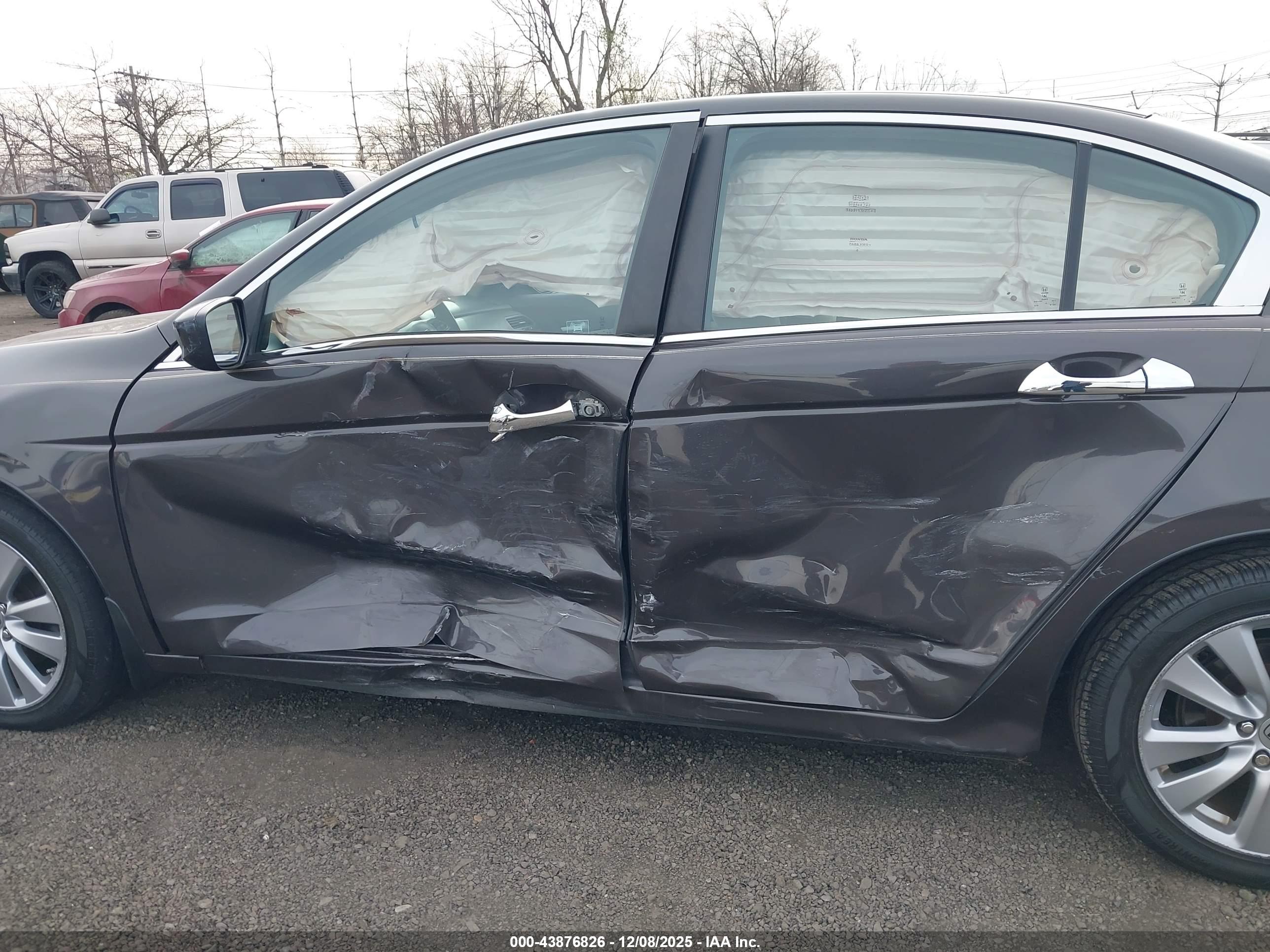 HONDA ACCORD image 6