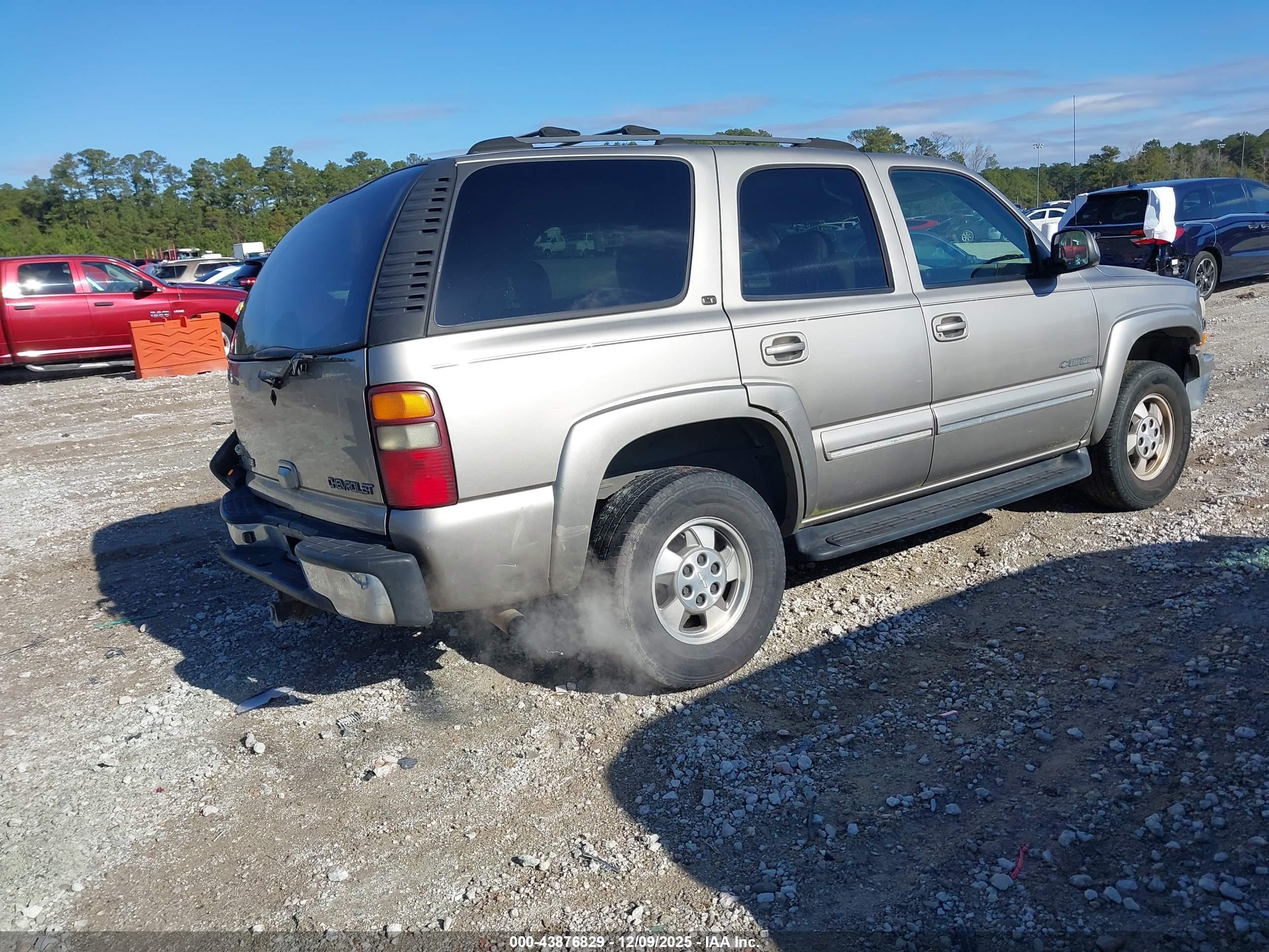 CHEVROLET TAHOE image 4