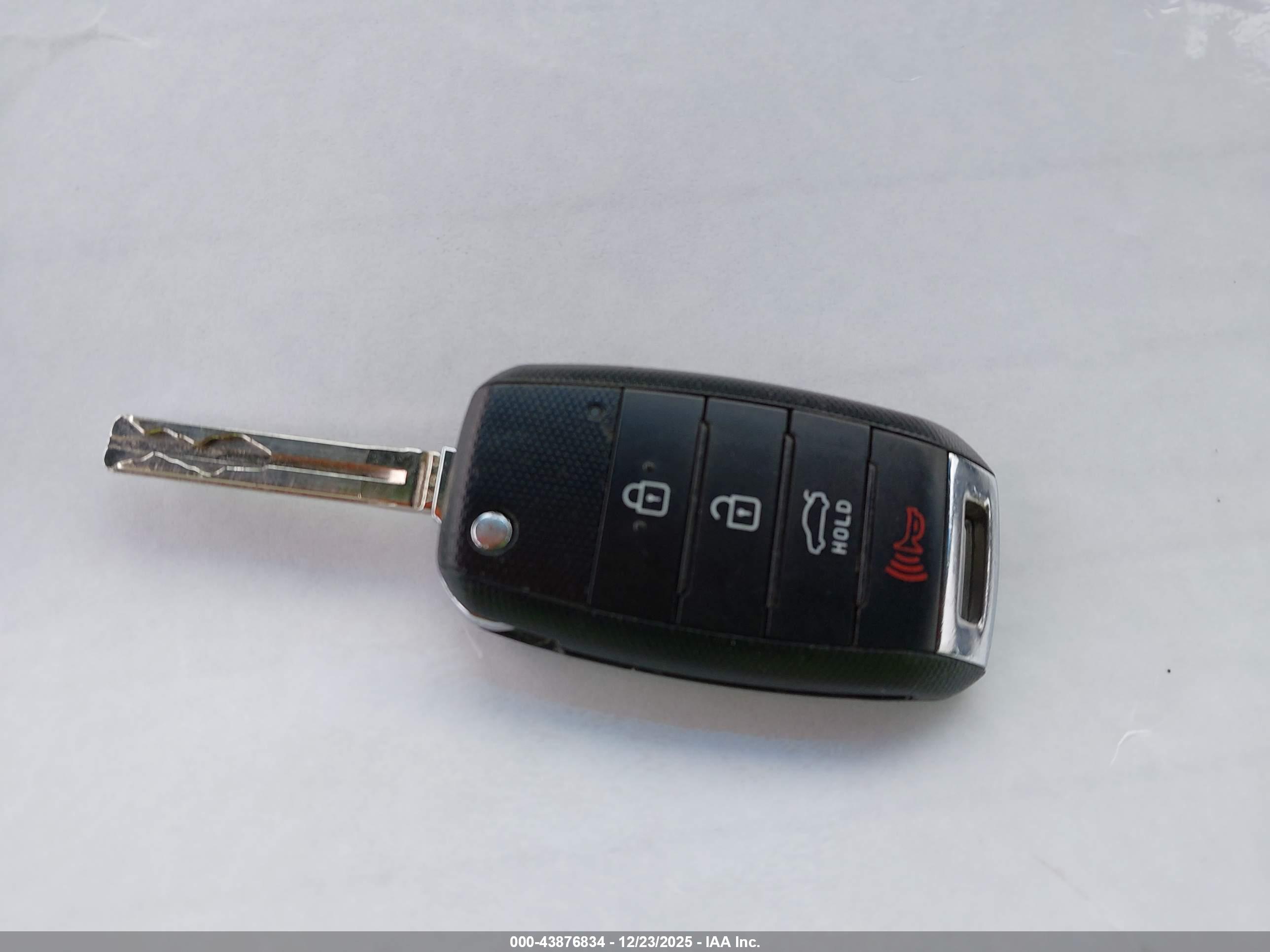 KIA OPTIMA image 11