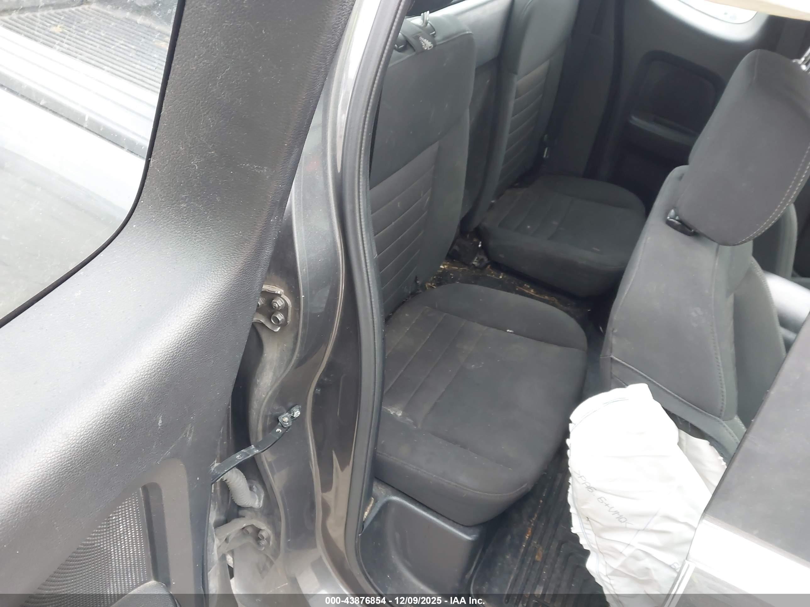 FORD RANGER image 8