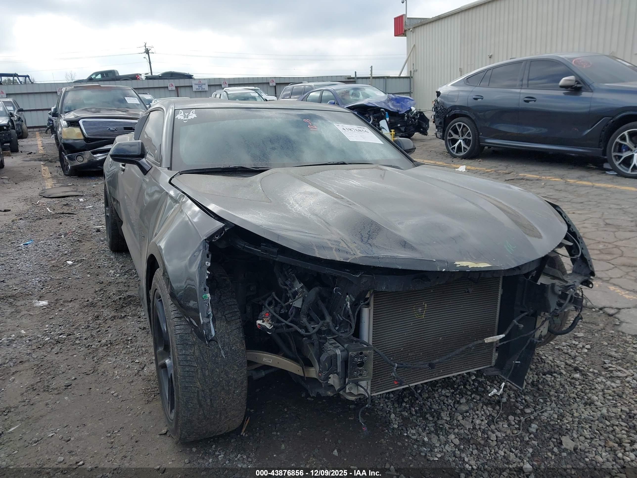 CHEVROLET CAMARO image 6