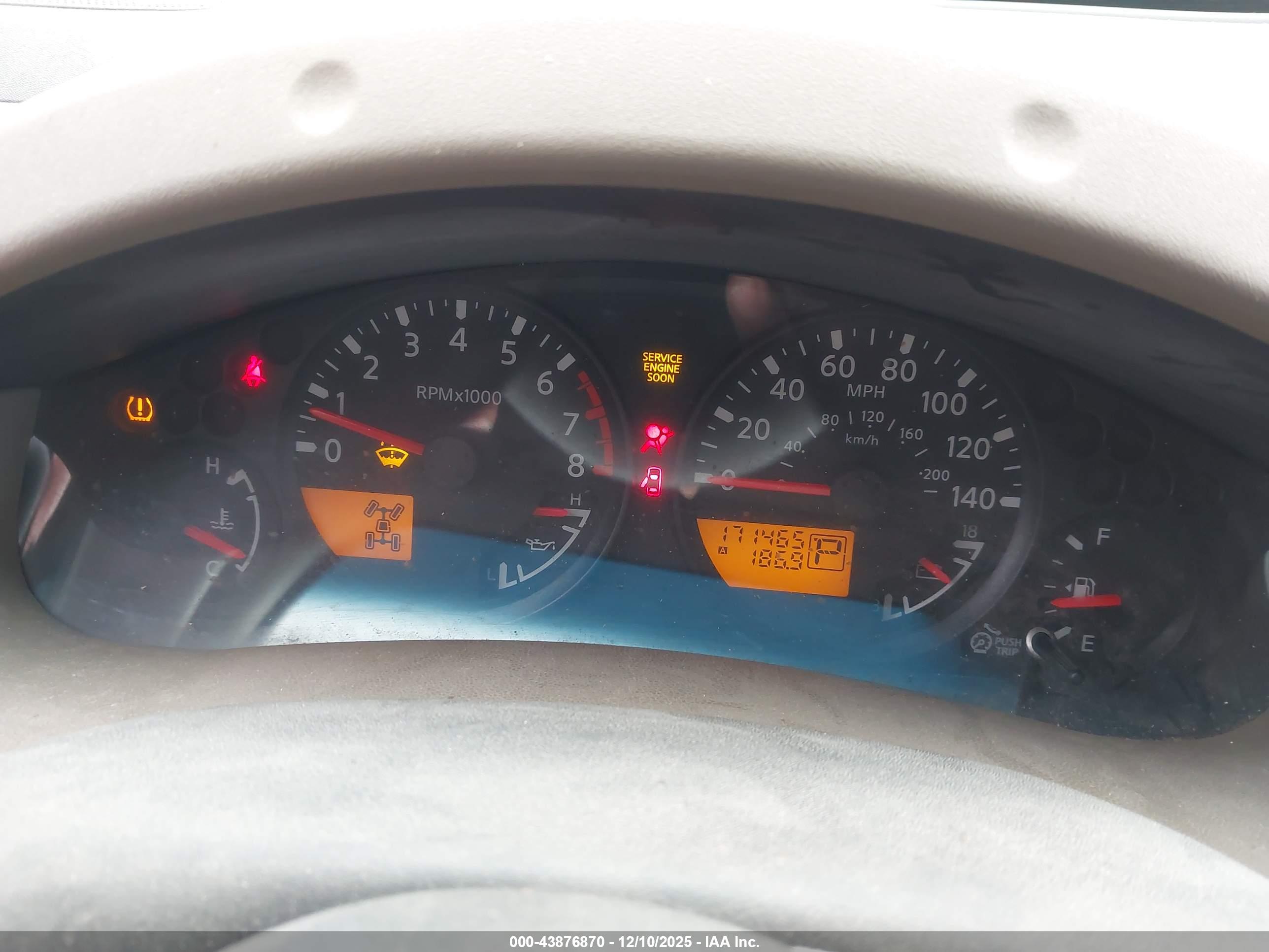 NISSAN XTERRA image 7