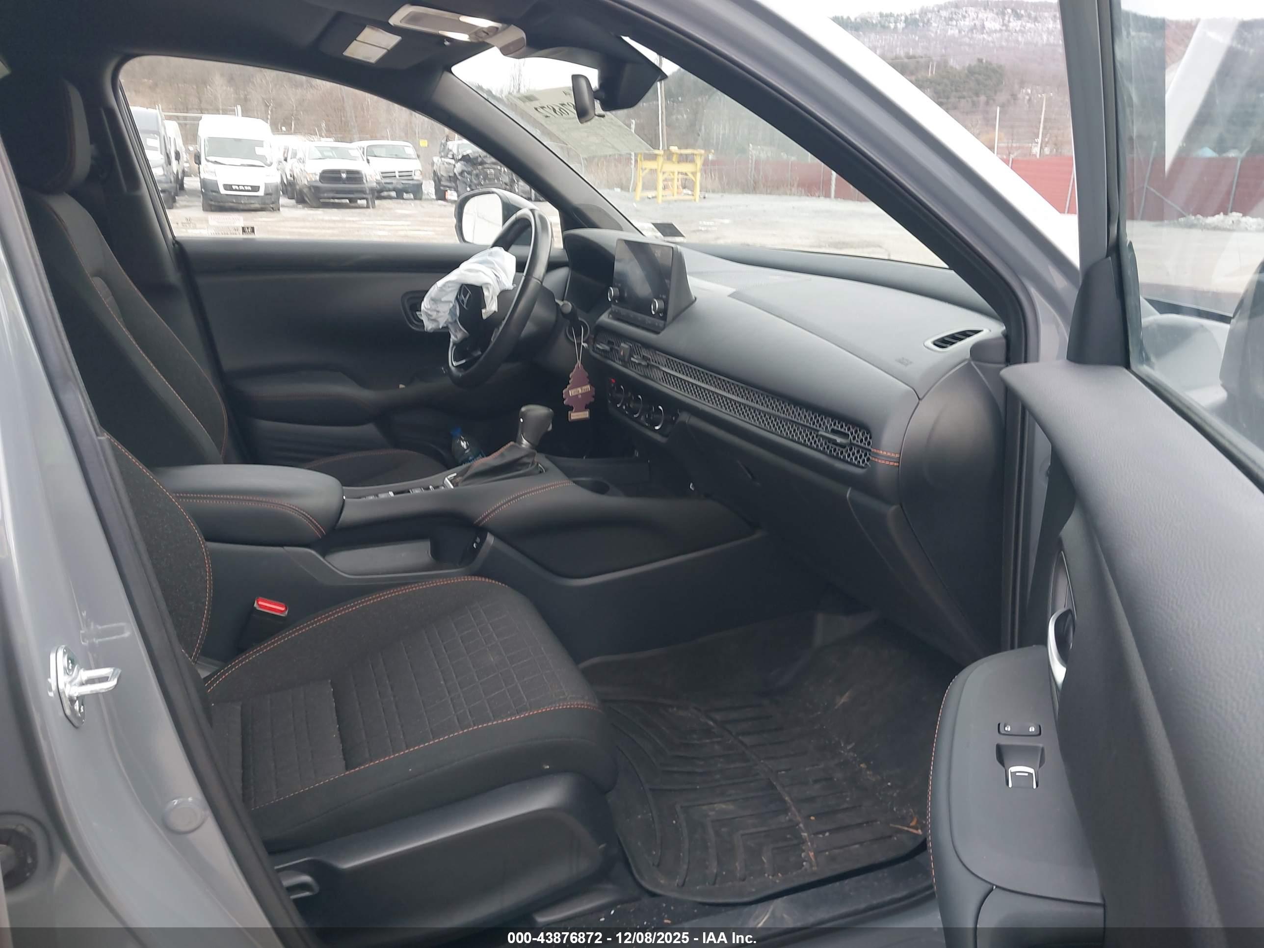 HONDA HR-V image 5