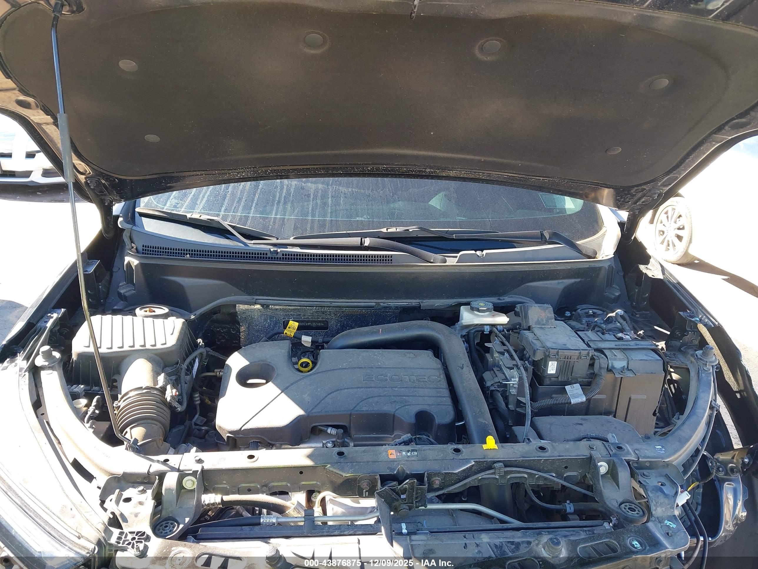 CHEVROLET EQUINOX image 10