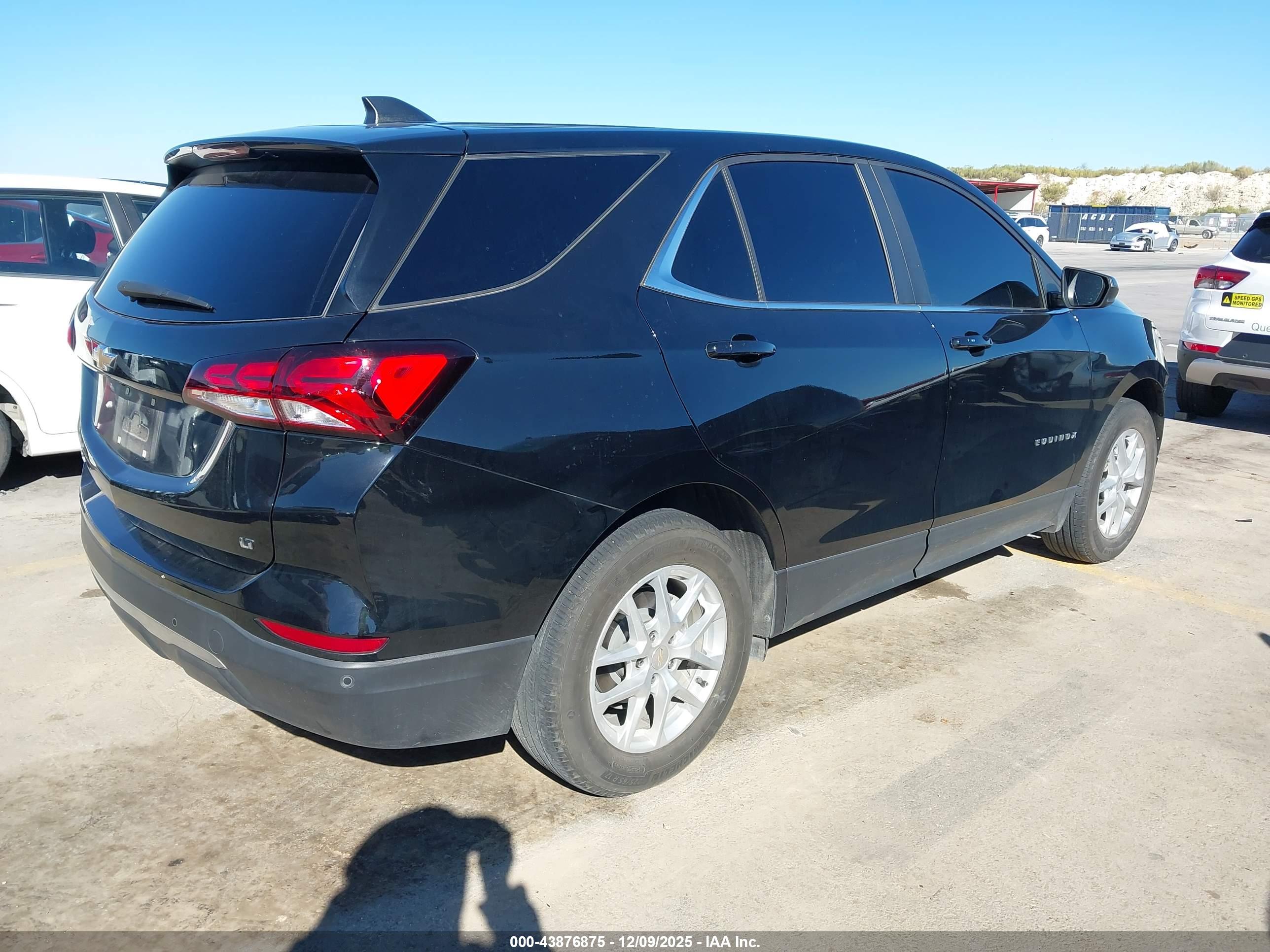 CHEVROLET EQUINOX image 4