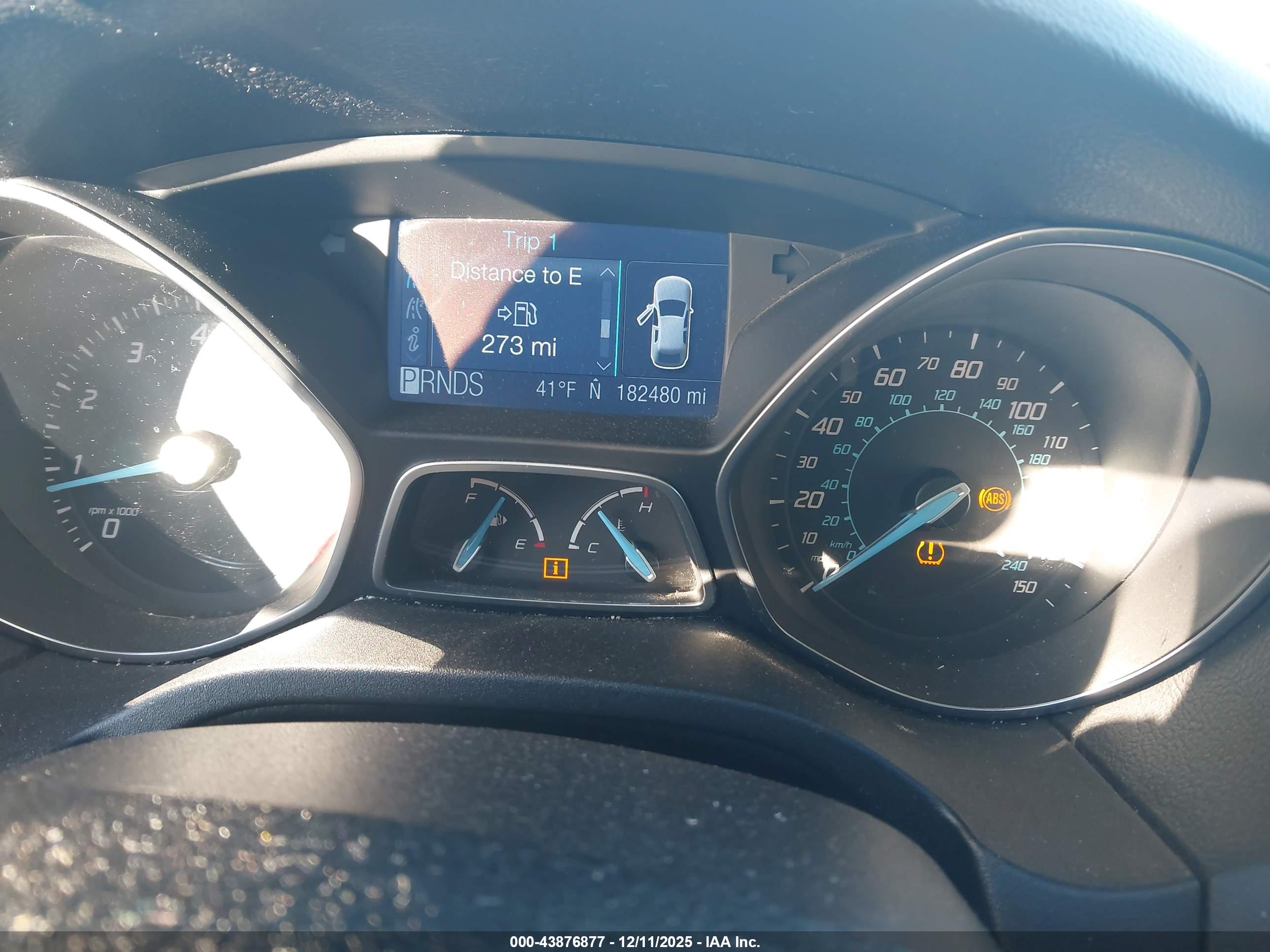 FORD FOCUS image 7
