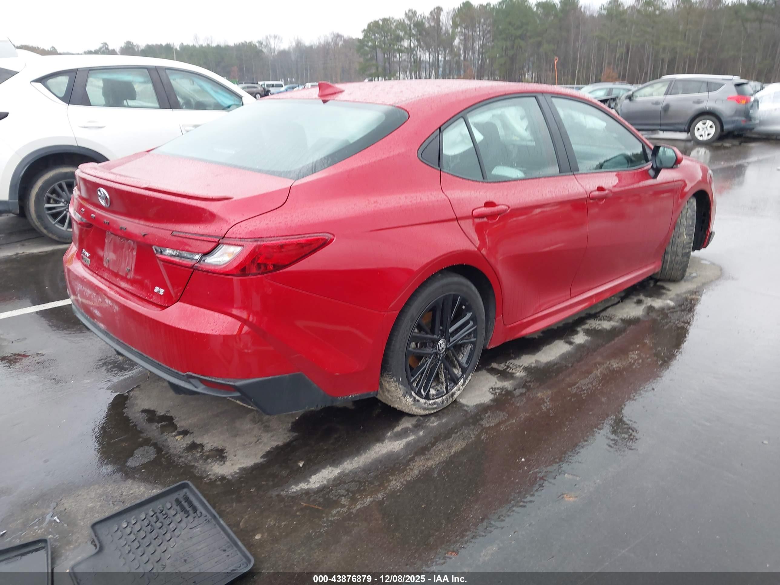 TOYOTA CAMRY image 4