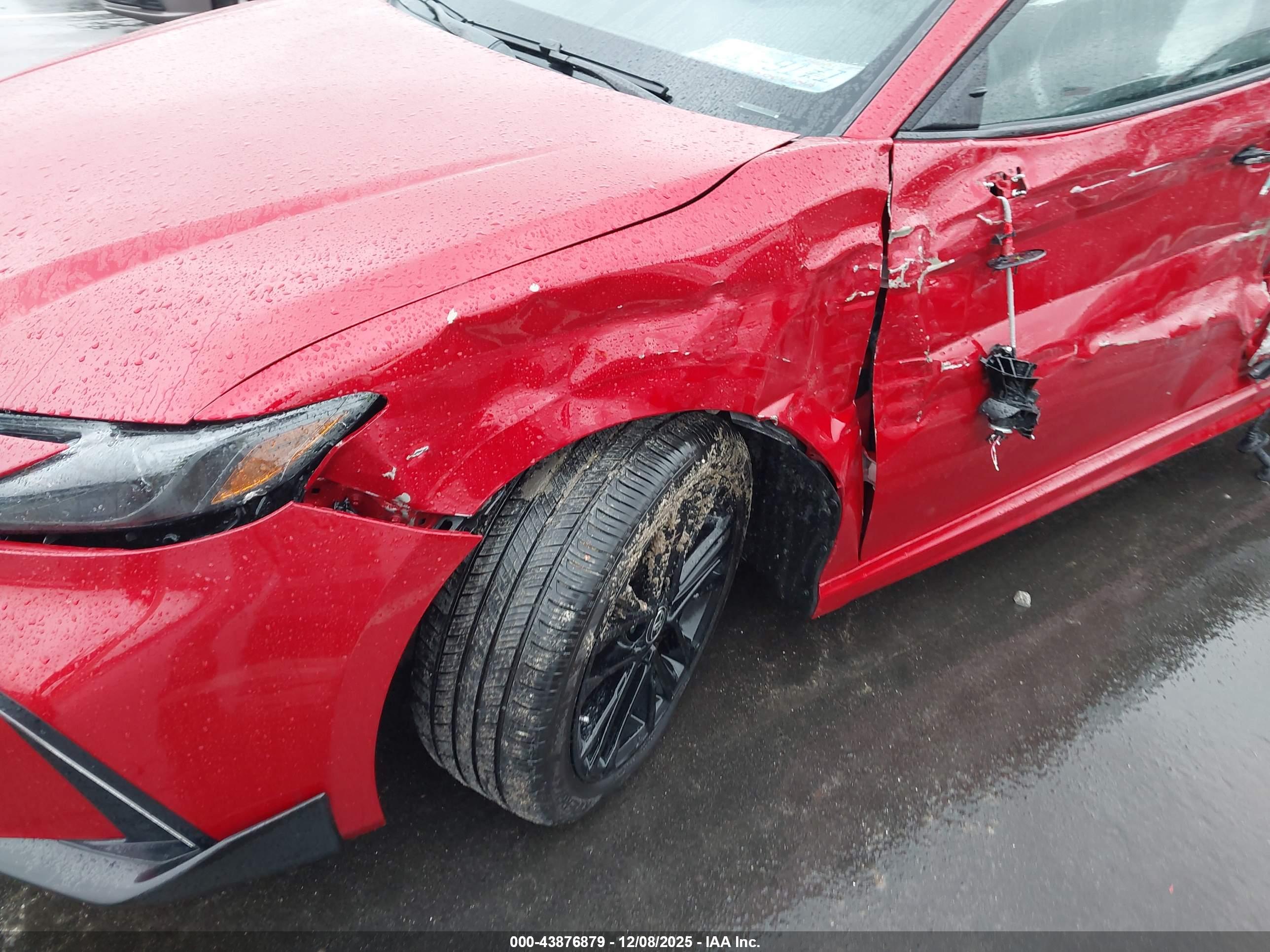 TOYOTA CAMRY image 6
