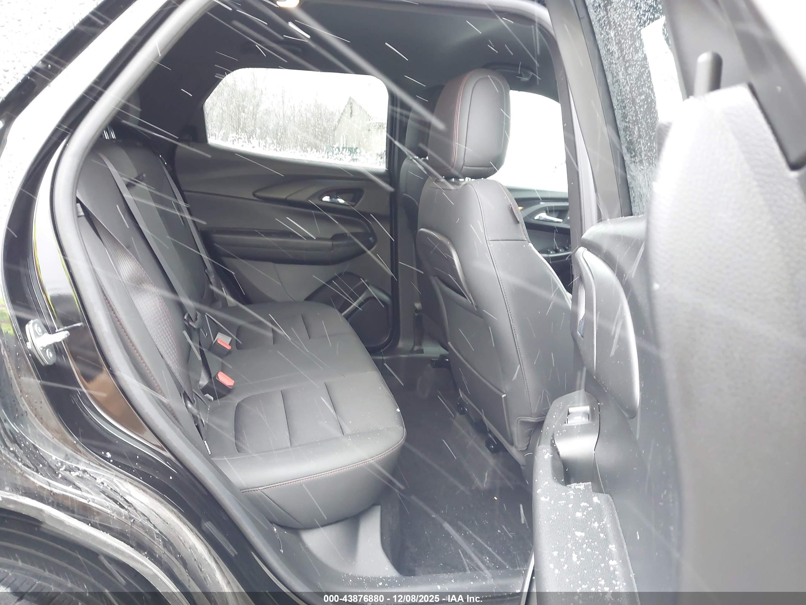 CHEVROLET TRAILBLAZER image 8